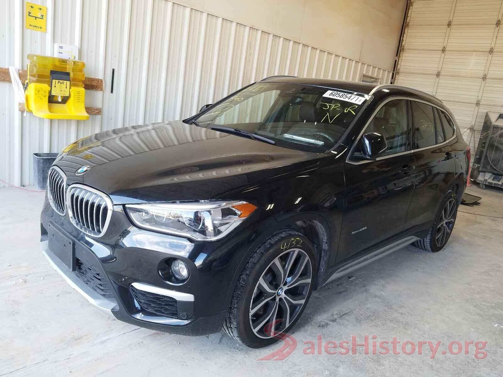 WBXHU7C3XJ5H43281 2018 BMW X1