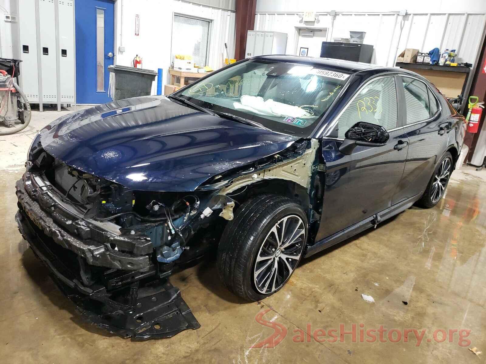 4T1B11HK0KU275666 2019 TOYOTA CAMRY