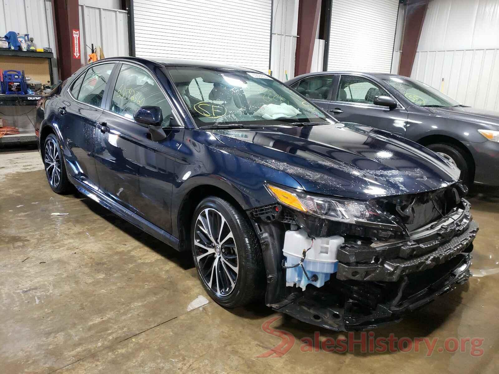 4T1B11HK0KU275666 2019 TOYOTA CAMRY