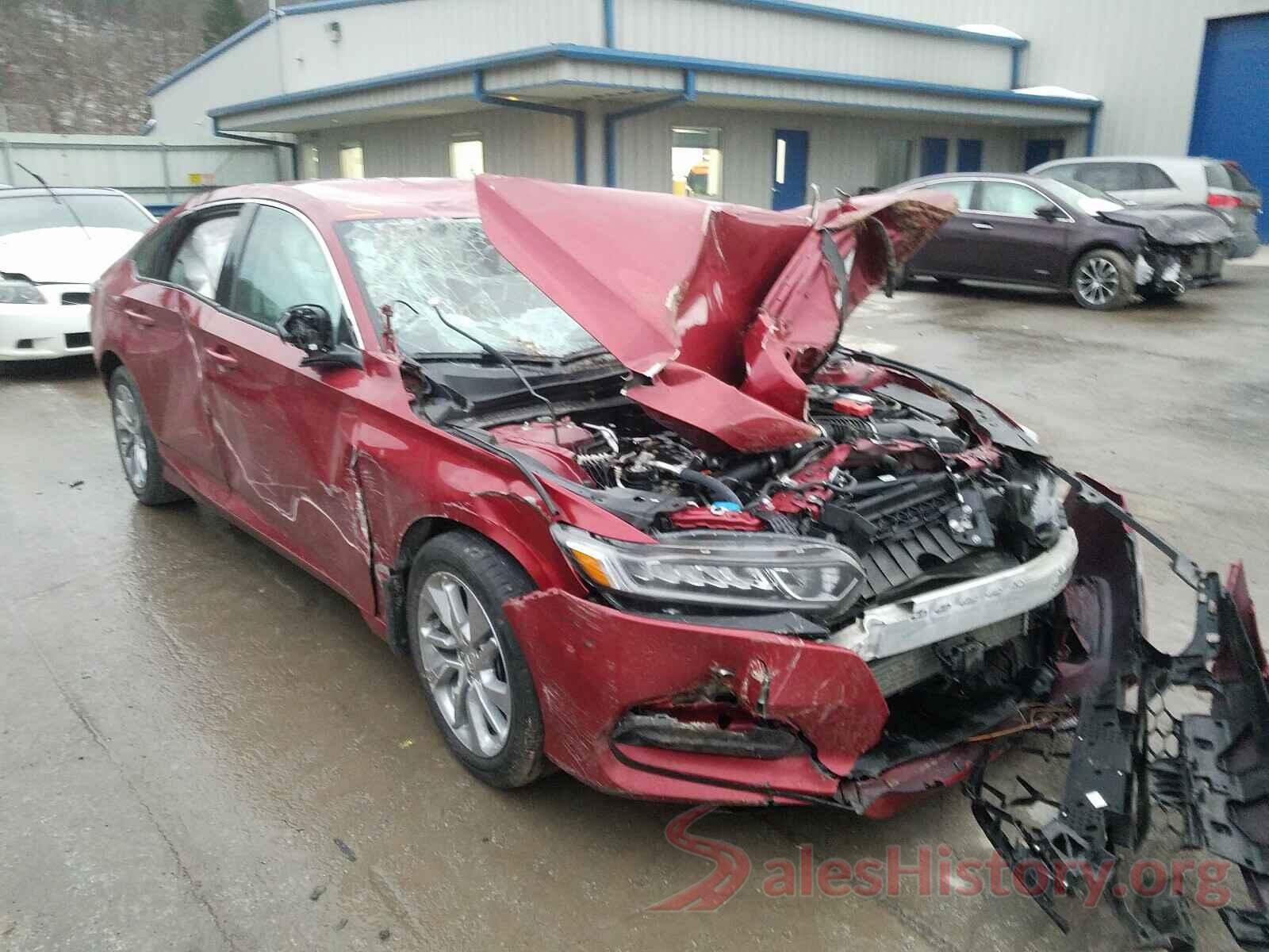 1HGCV1F19JA050154 2018 HONDA ACCORD