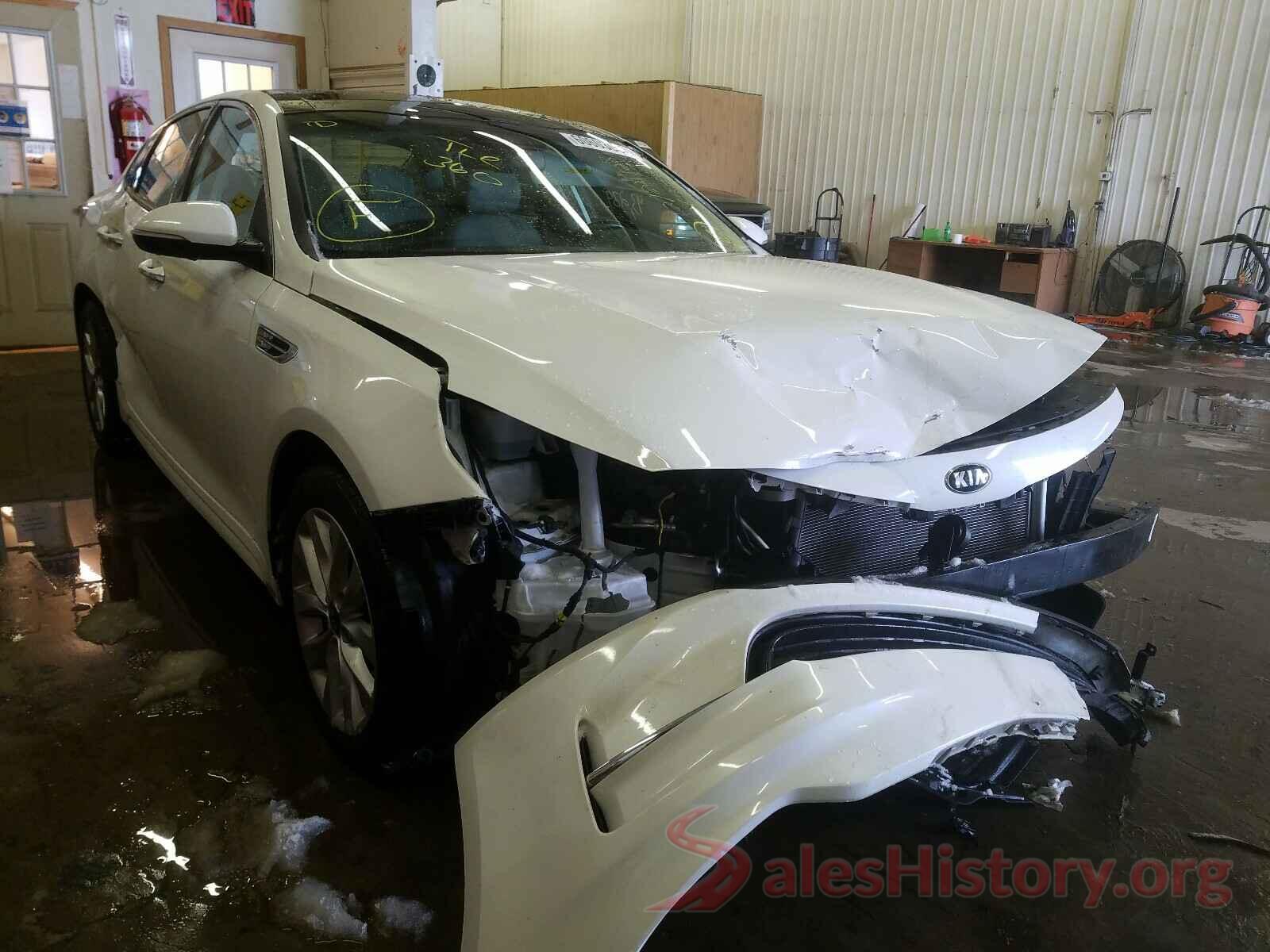 5XXGU4L39JG218275 2018 KIA OPTIMA