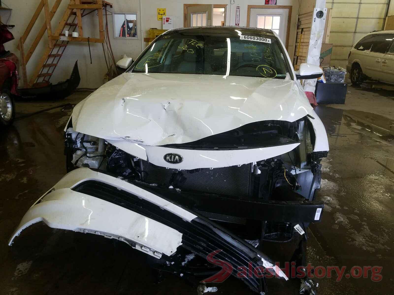 5XXGU4L39JG218275 2018 KIA OPTIMA