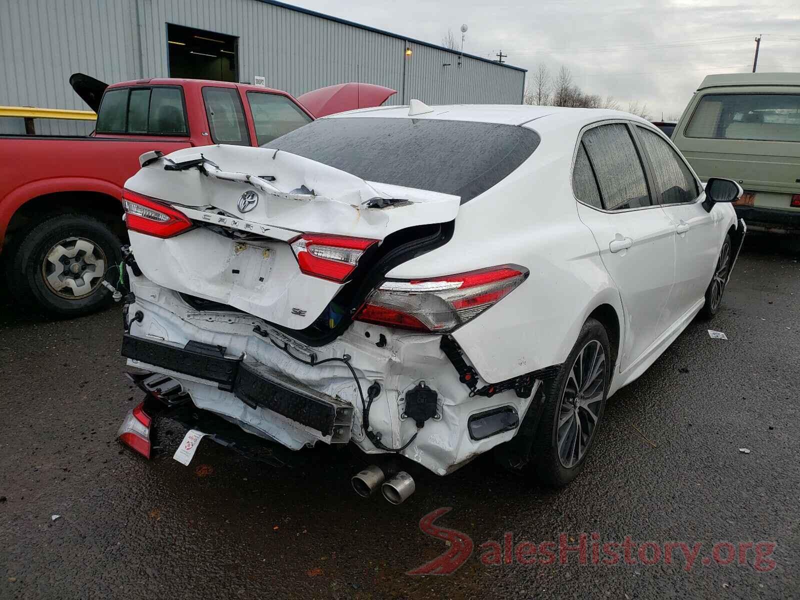 4T1B11HK2KU685207 2019 TOYOTA CAMRY