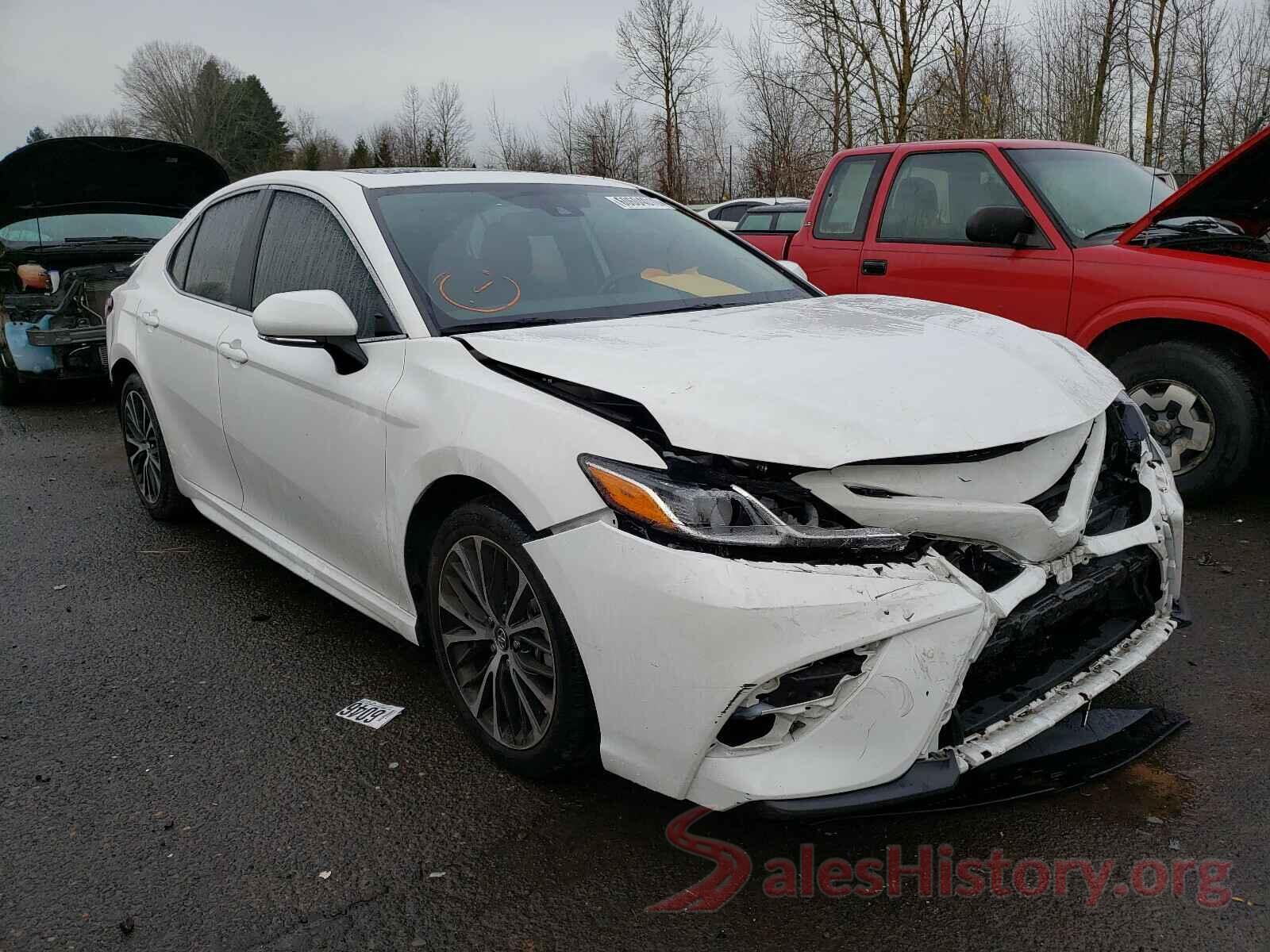 4T1B11HK2KU685207 2019 TOYOTA CAMRY