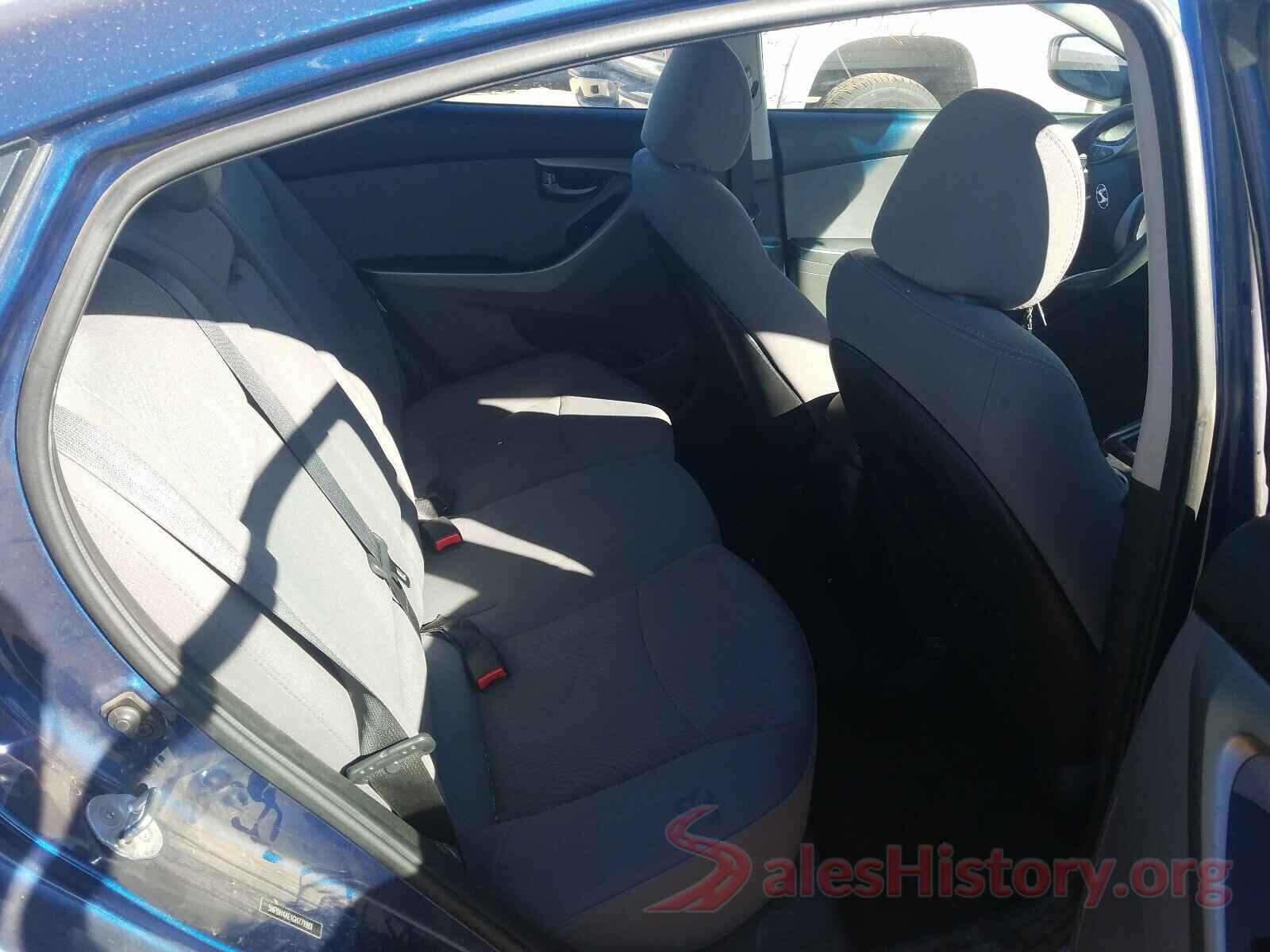 5NPDH4AE1GH771981 2016 HYUNDAI ELANTRA