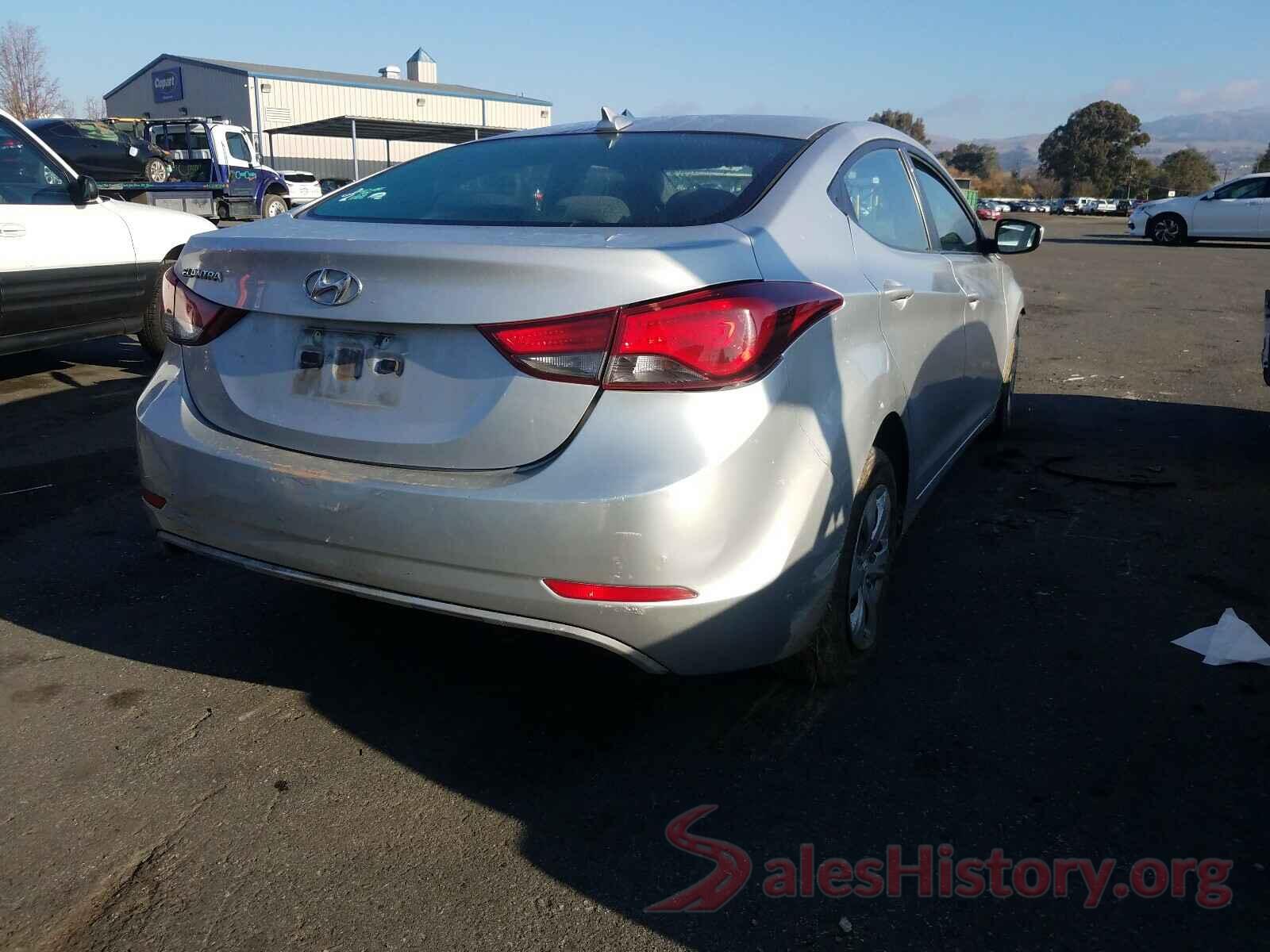 5NPDH4AE3GH717467 2016 HYUNDAI ELANTRA