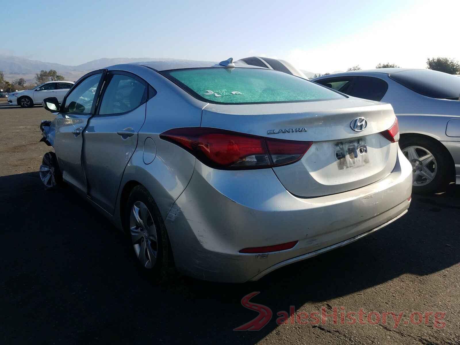 5NPDH4AE3GH717467 2016 HYUNDAI ELANTRA