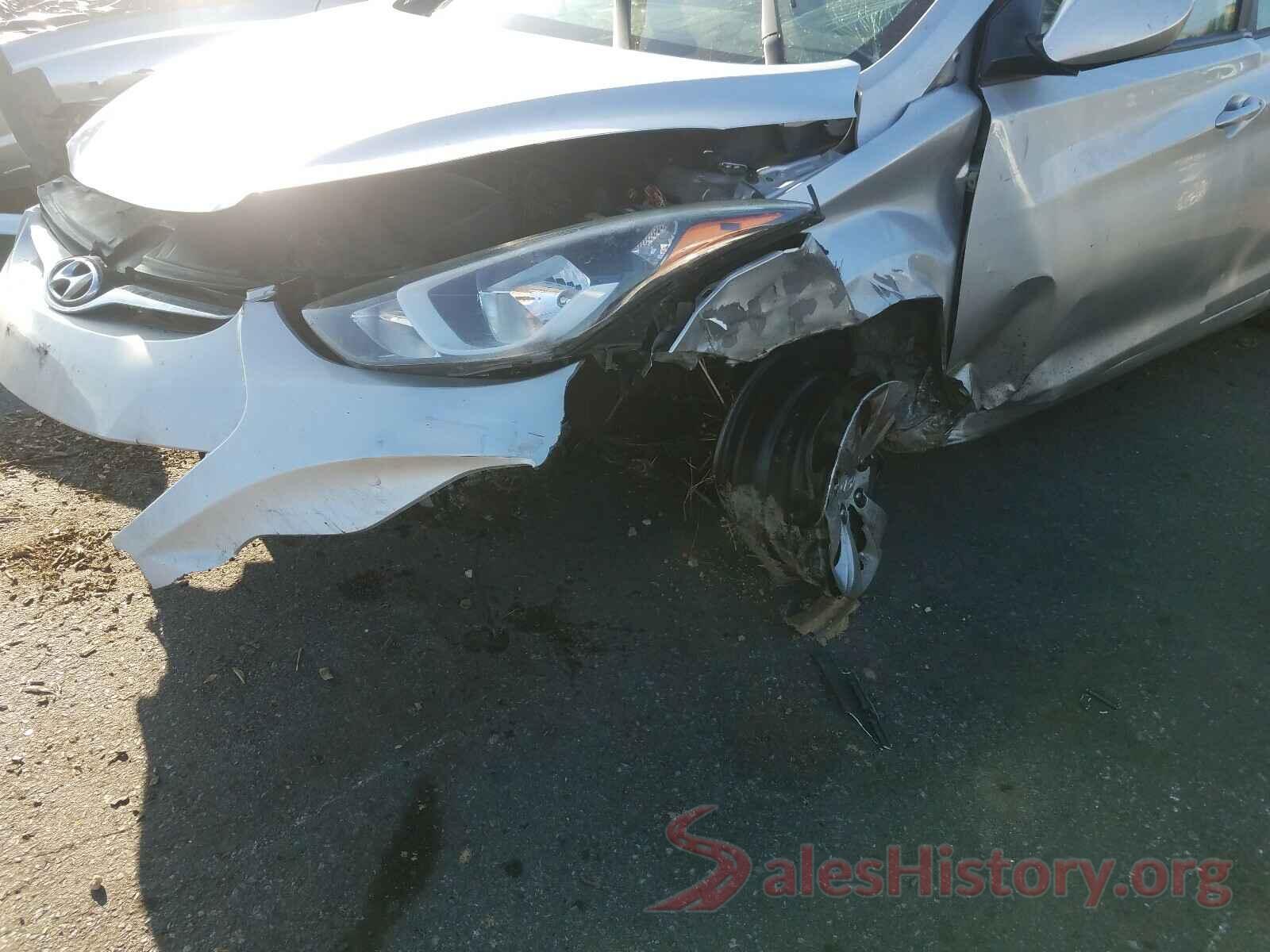 5NPDH4AE3GH717467 2016 HYUNDAI ELANTRA