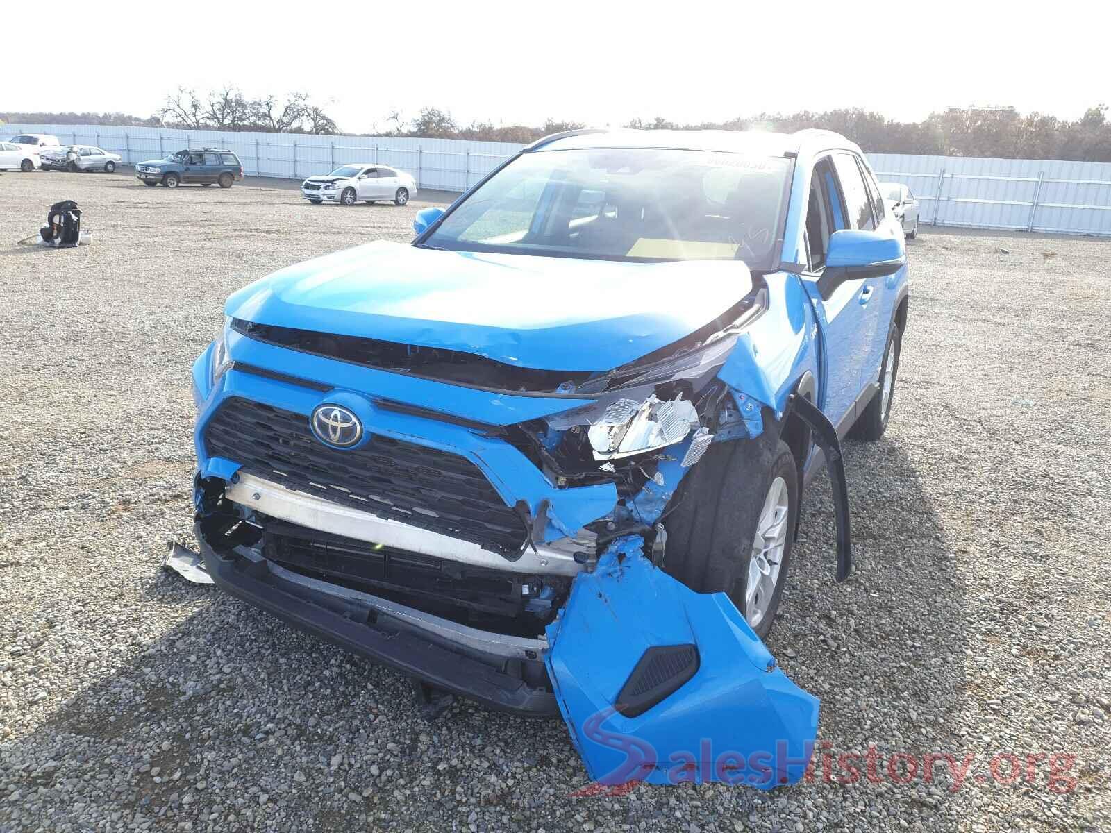 JTMMWRFV4KD011943 2019 TOYOTA RAV4