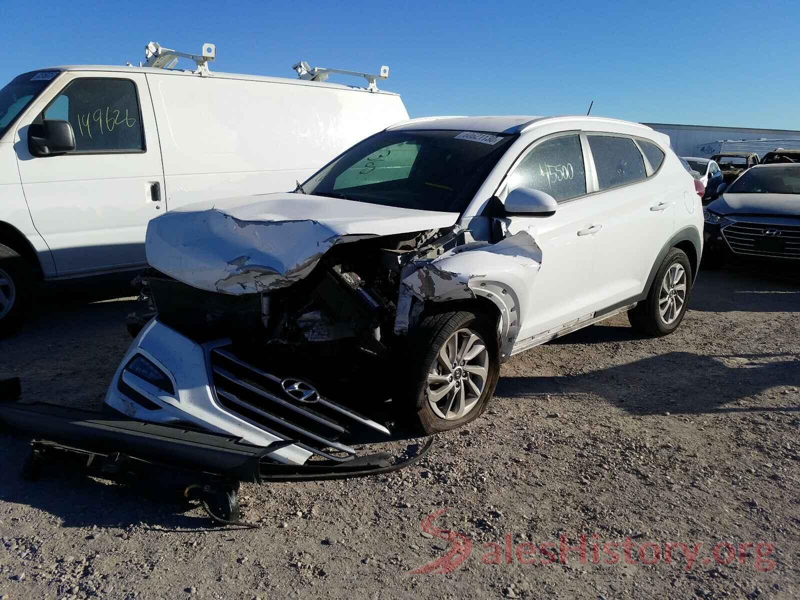 KM8J33A48HU464975 2017 HYUNDAI TUCSON