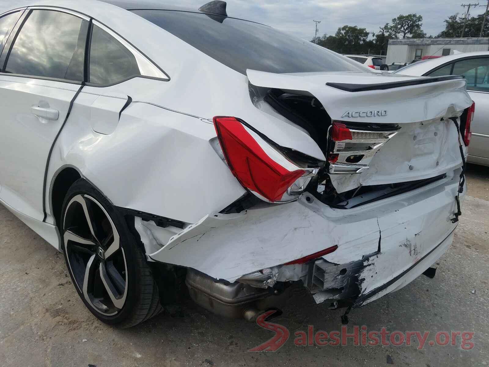 1HGCV1F38KA151558 2019 HONDA ACCORD