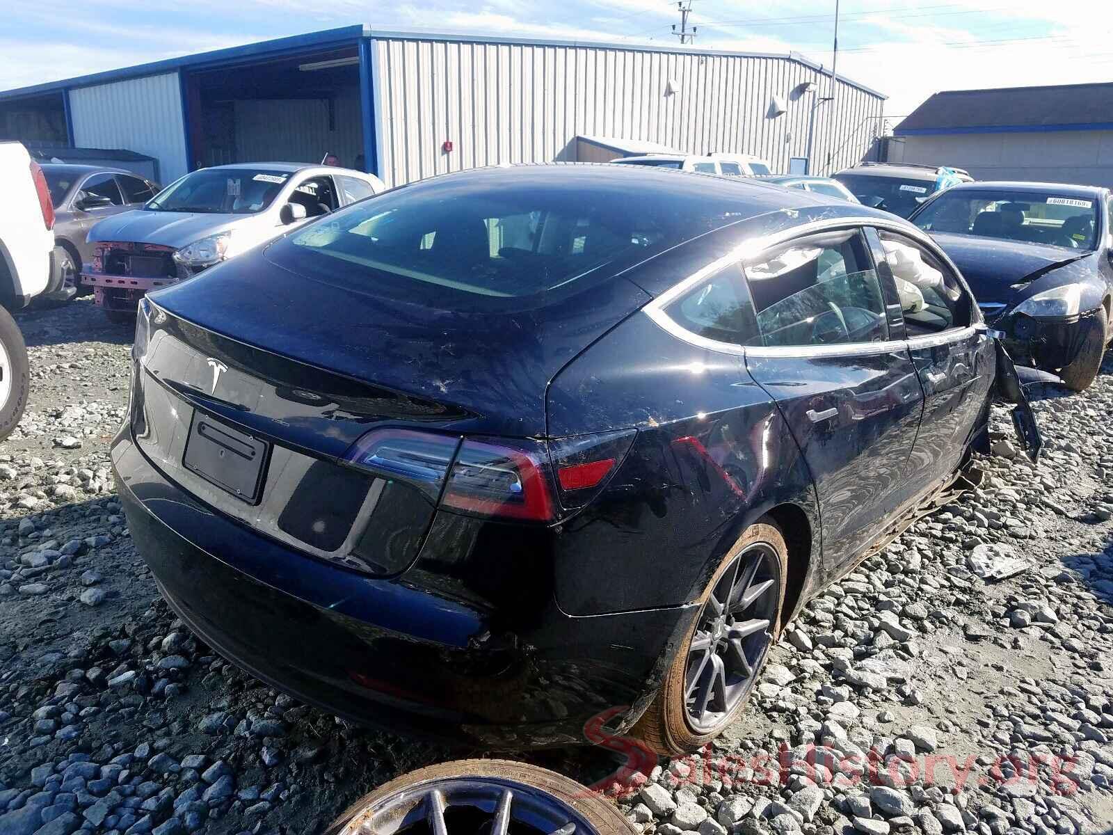 5YJ3E1EAXKF395119 2019 TESLA MODEL 3