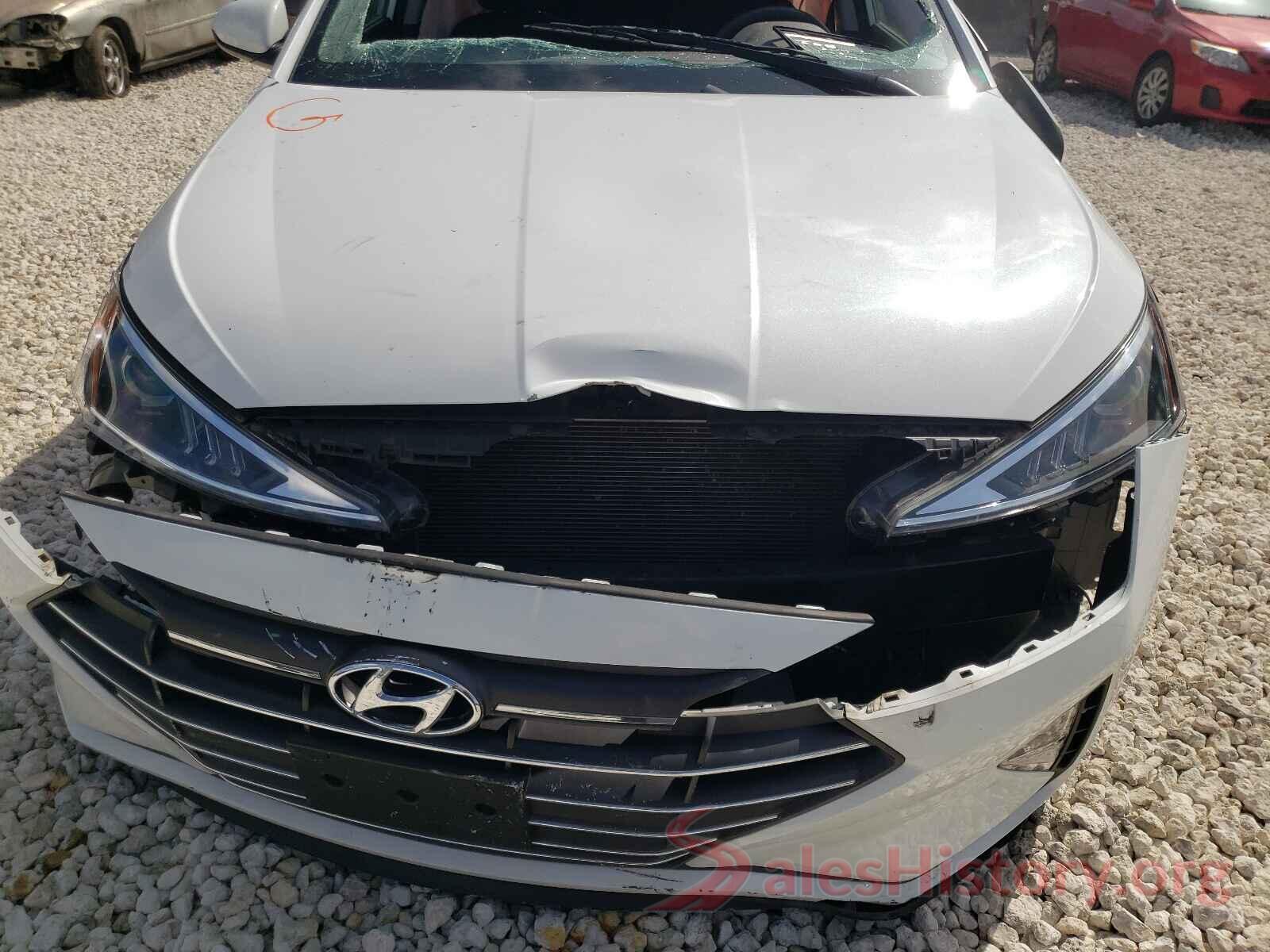 5NPD84LF2KH469727 2019 HYUNDAI ELANTRA