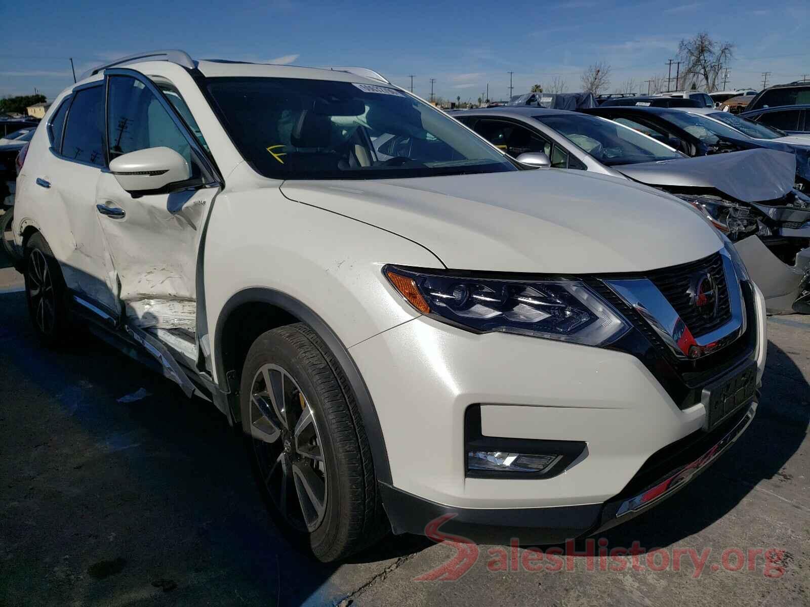 JN8AT2MT7JW468032 2018 NISSAN ROGUE