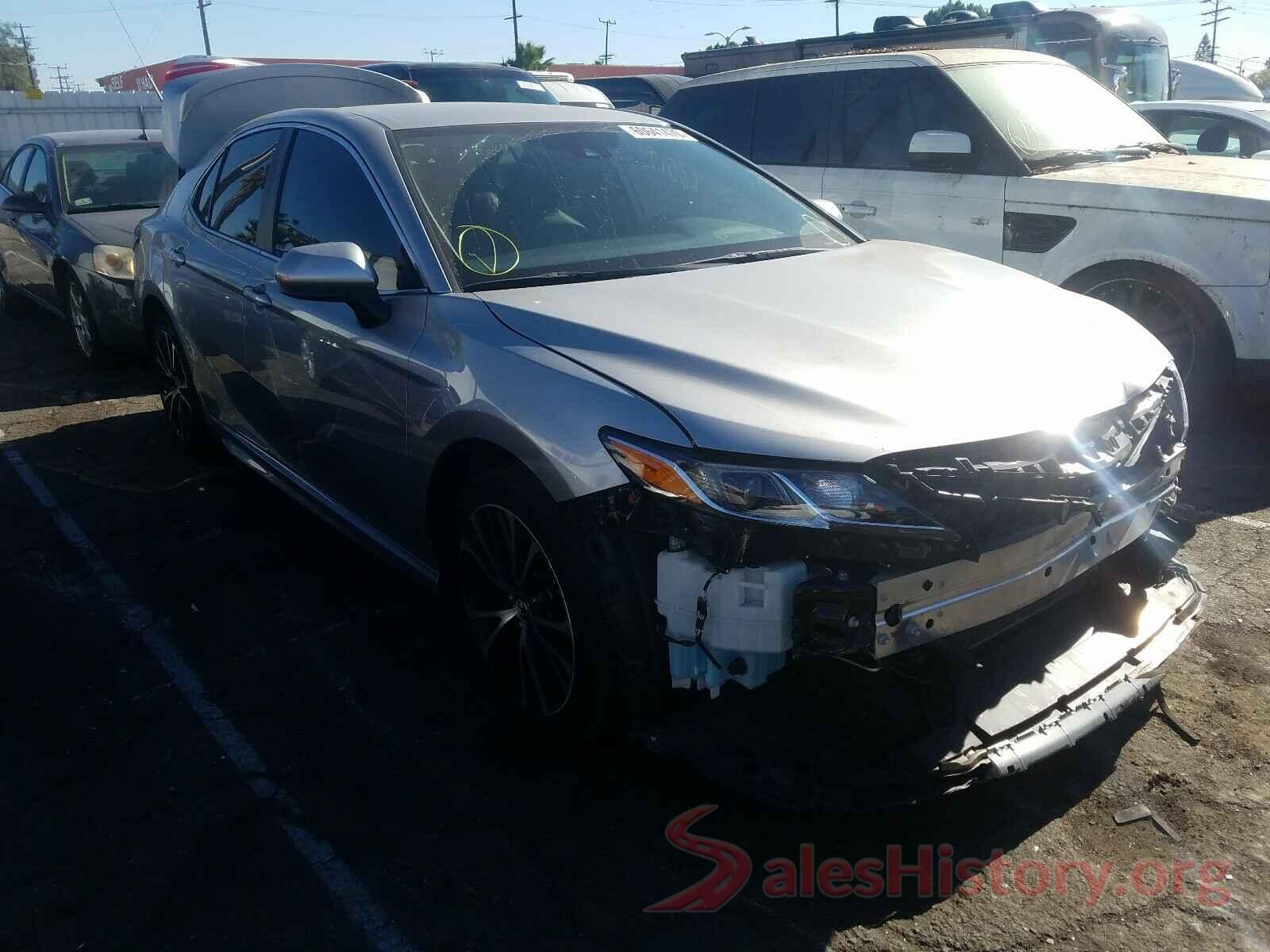 4T1B11HK2KU210396 2019 TOYOTA CAMRY