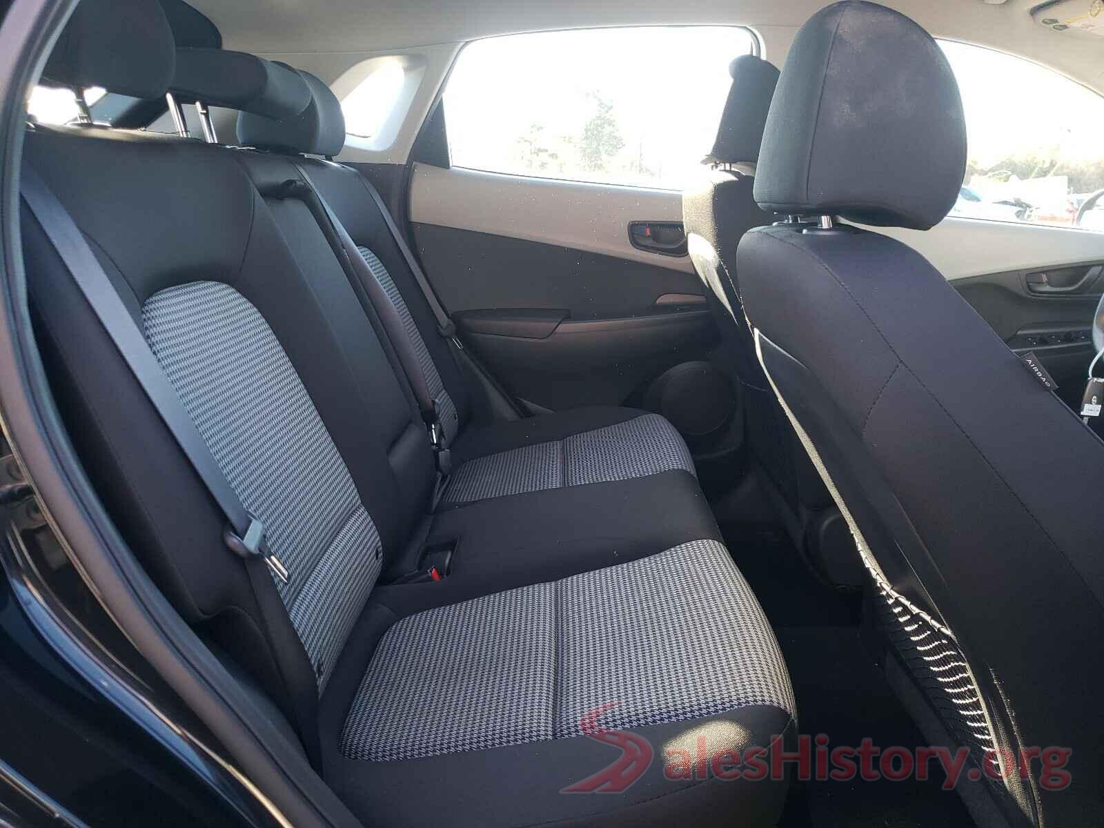 KM8K12AA6KU303817 2019 HYUNDAI KONA