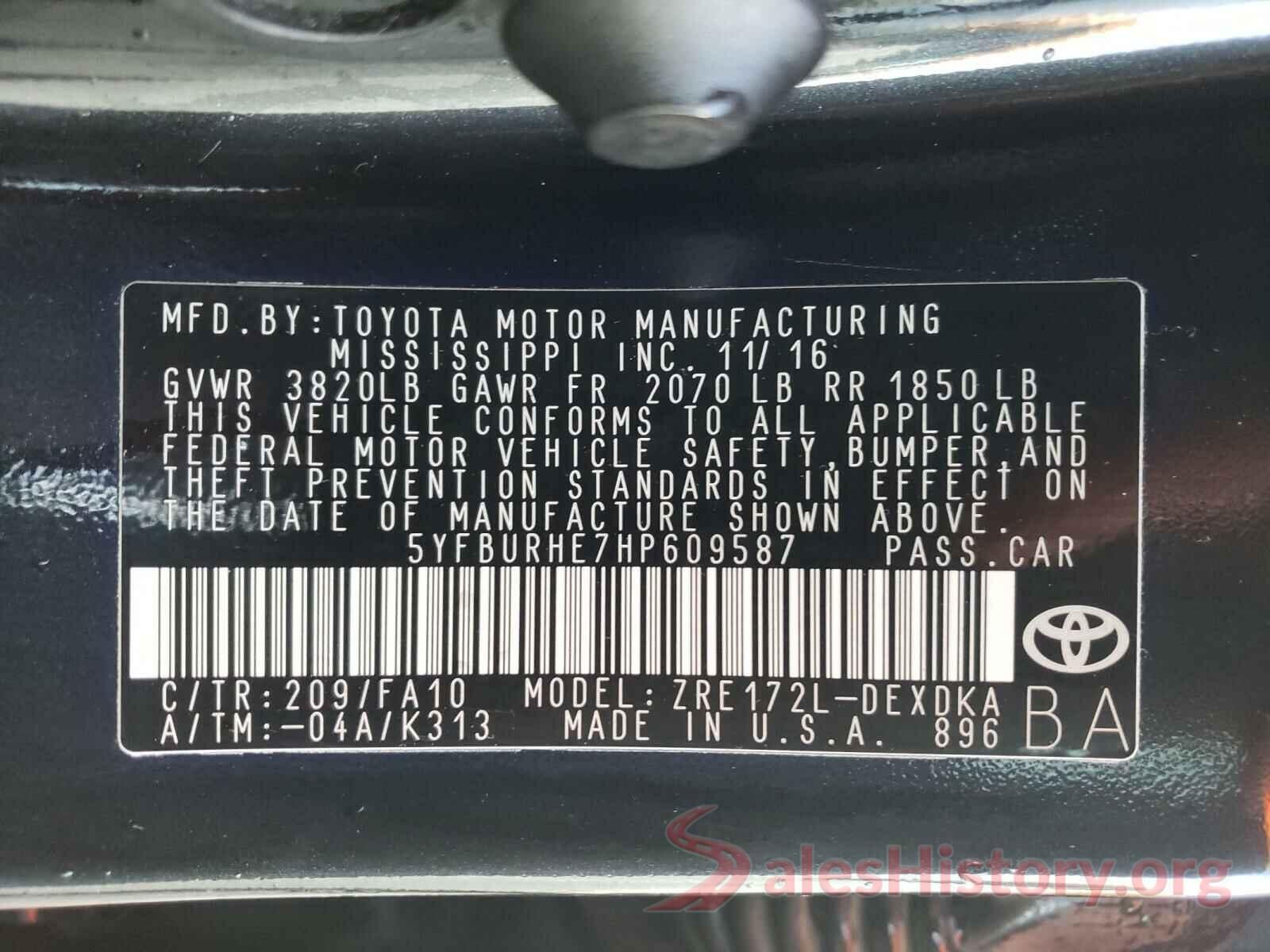 5YFBURHE7HP609587 2017 TOYOTA COROLLA