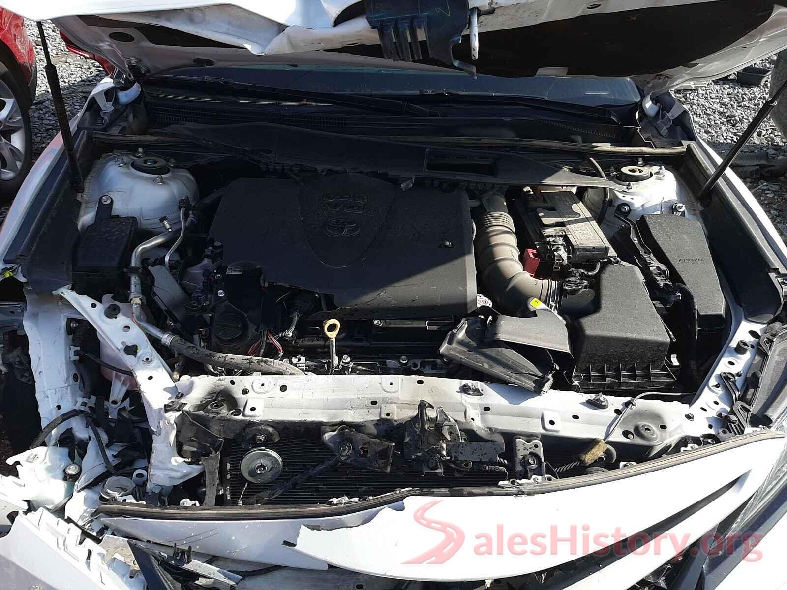 4T1BZ1HK1JU021259 2018 TOYOTA CAMRY