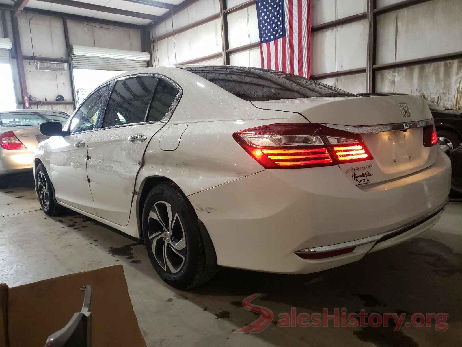 1HGCR2F32HA111897 2017 HONDA ACCORD