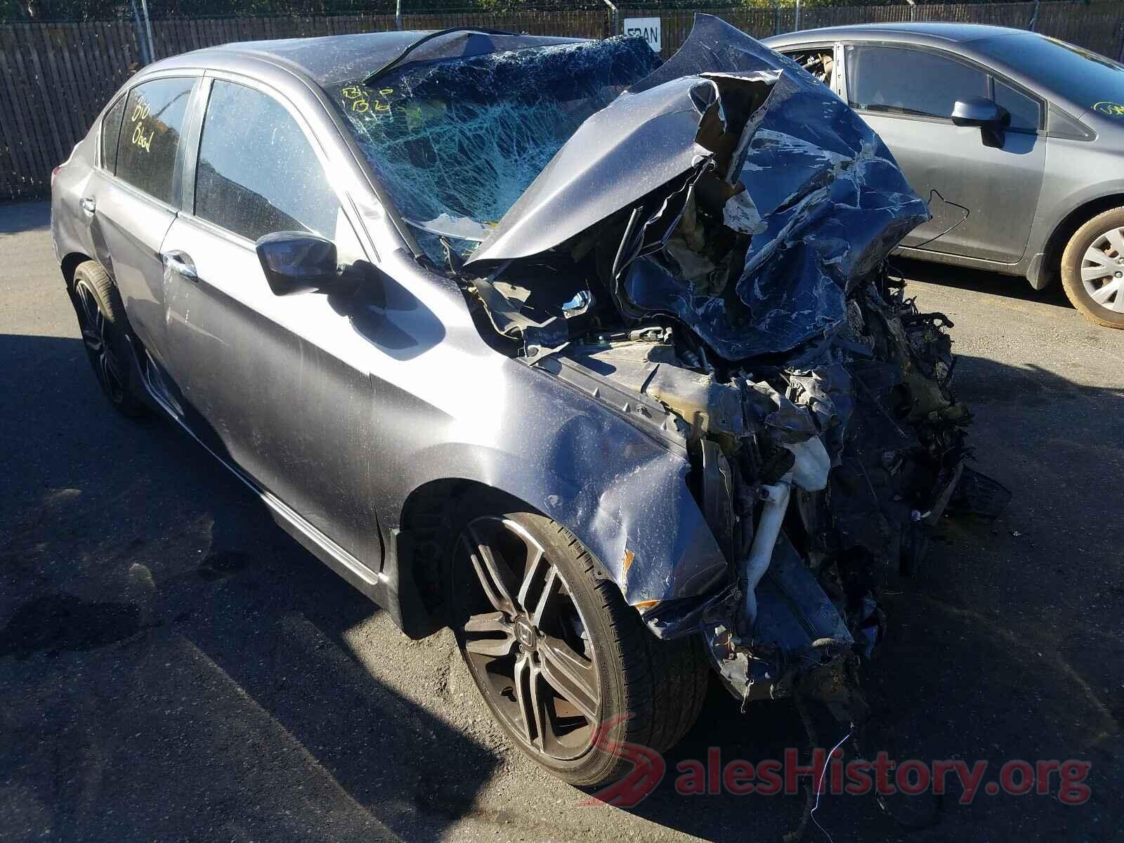 1HGCR2F58HA222813 2017 HONDA ACCORD