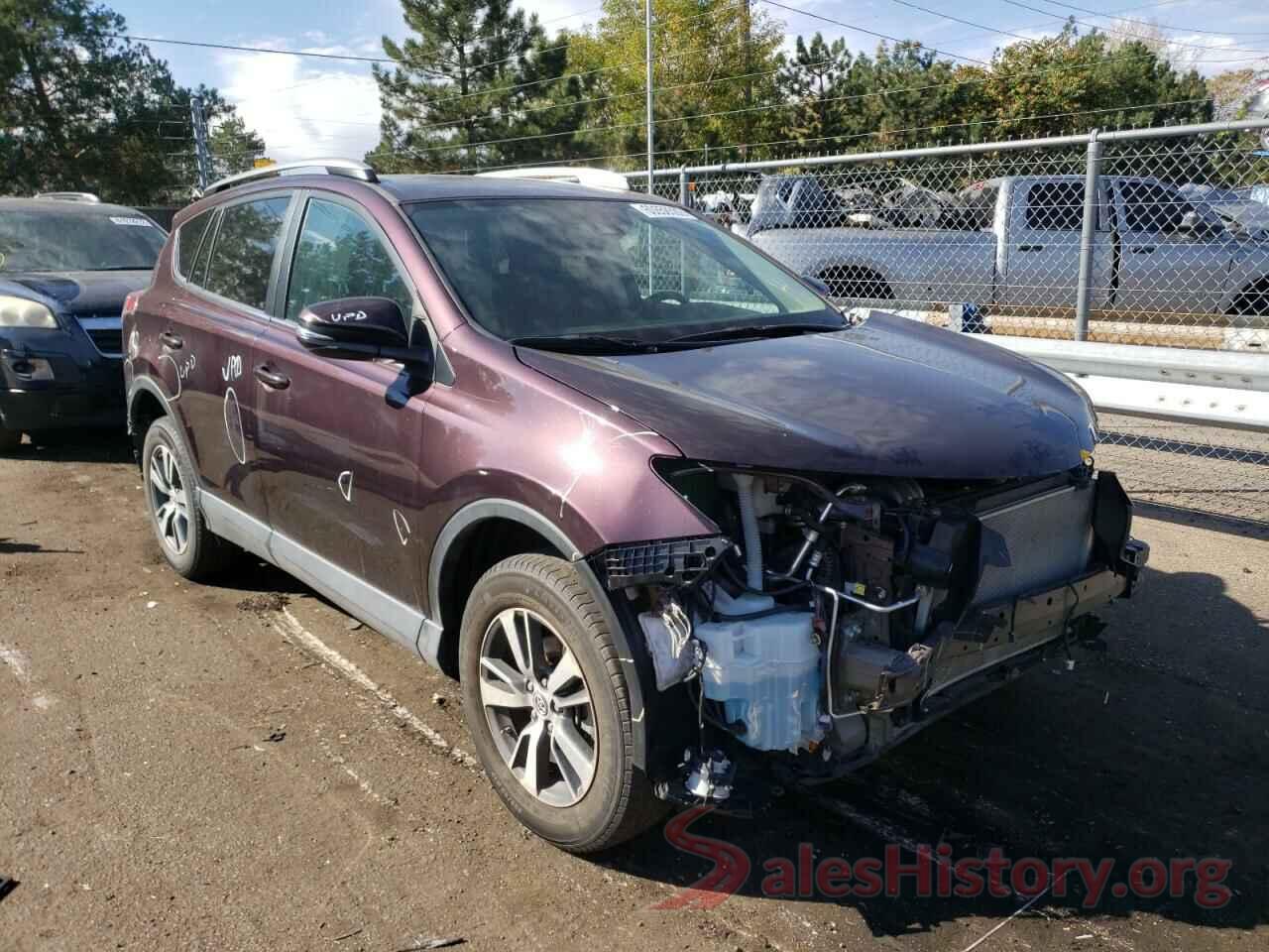 2T3RFREV4JW714757 2018 TOYOTA RAV4