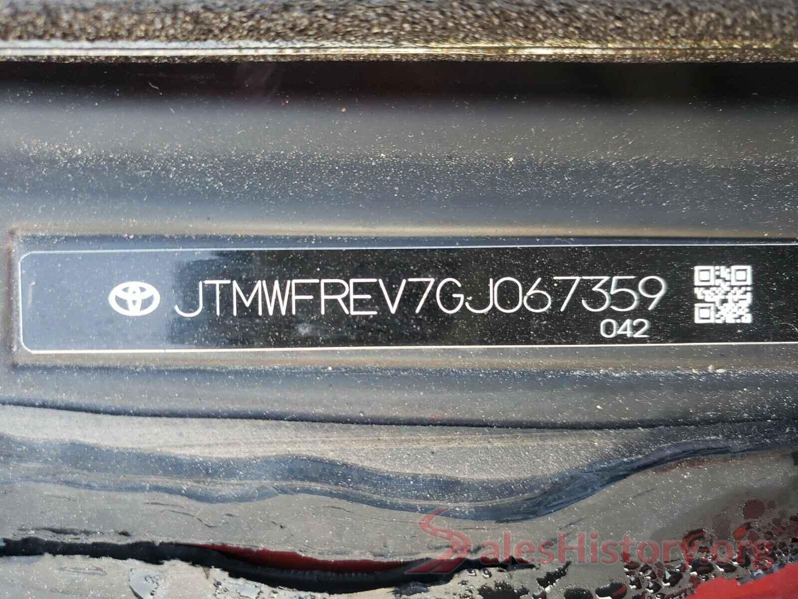 JTMWFREV7GJ067359 2016 TOYOTA RAV4