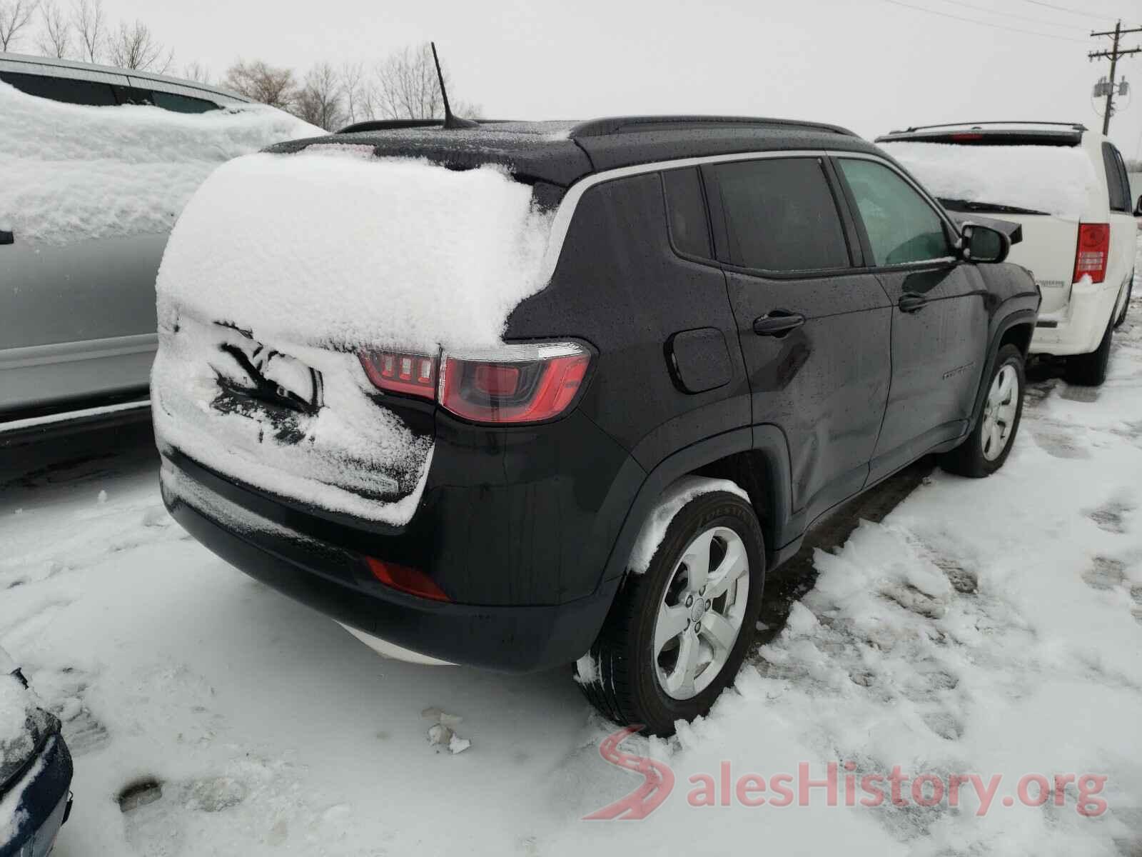 3C4NJDBB2JT256606 2018 JEEP COMPASS