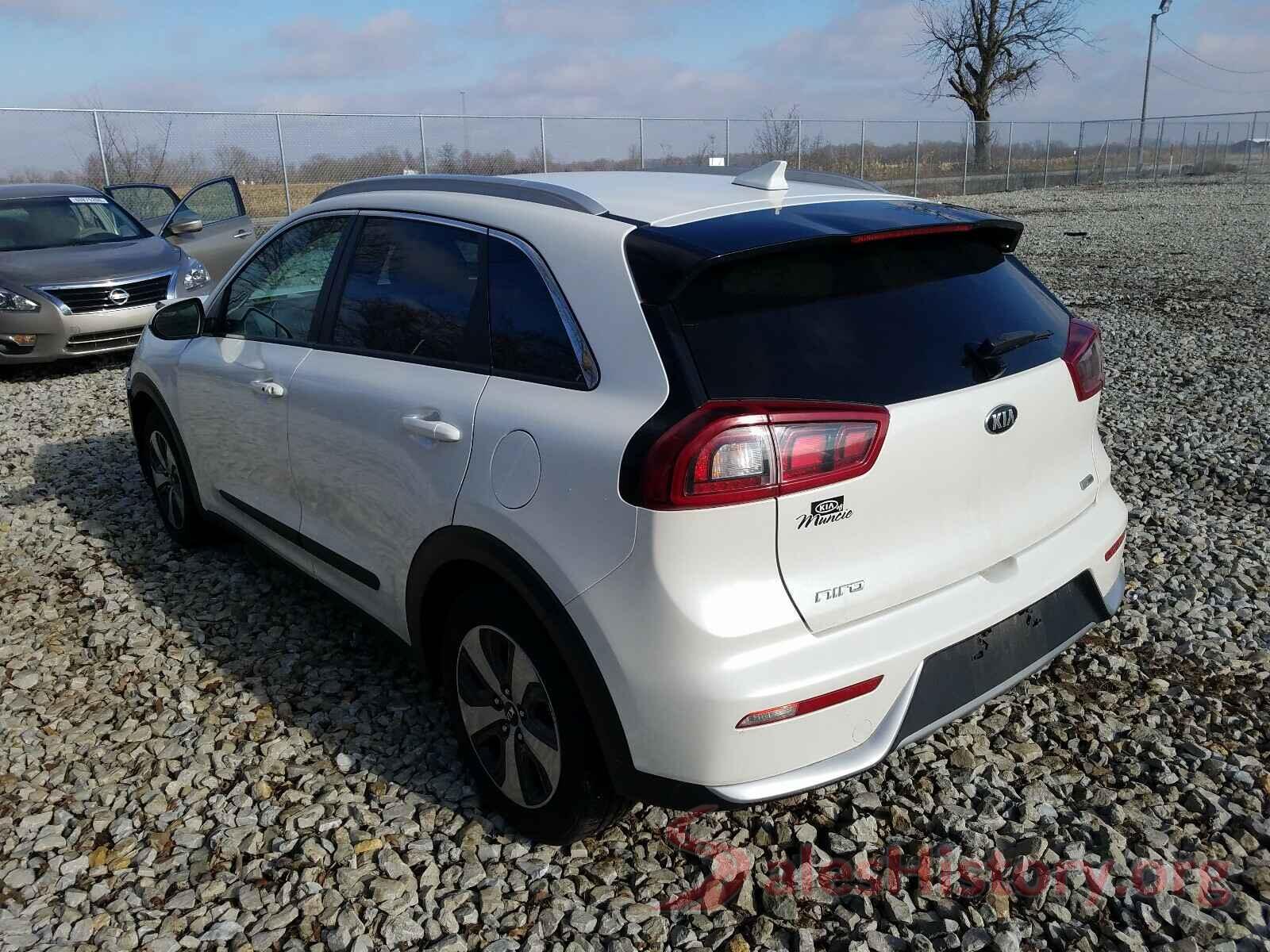 KNDCB3LC3J5188497 2018 KIA NIRO