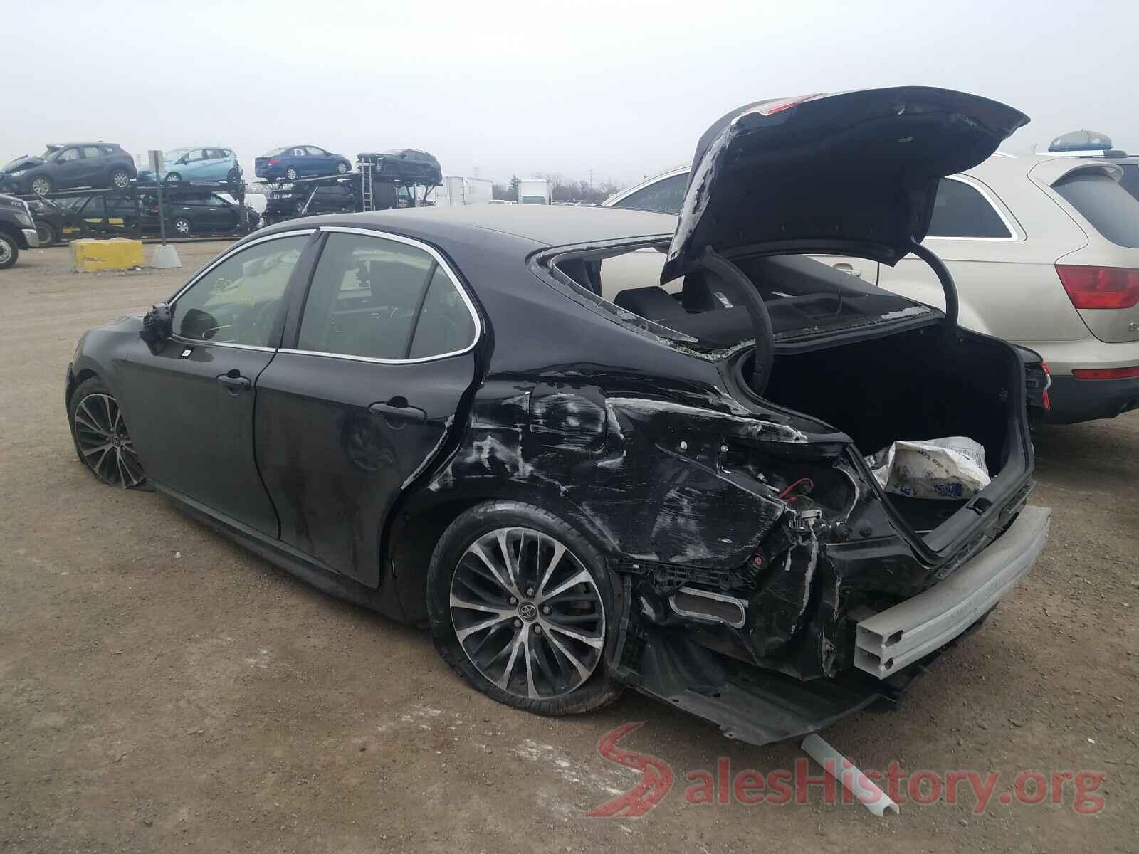 JTNB11HK3J3033295 2018 TOYOTA CAMRY