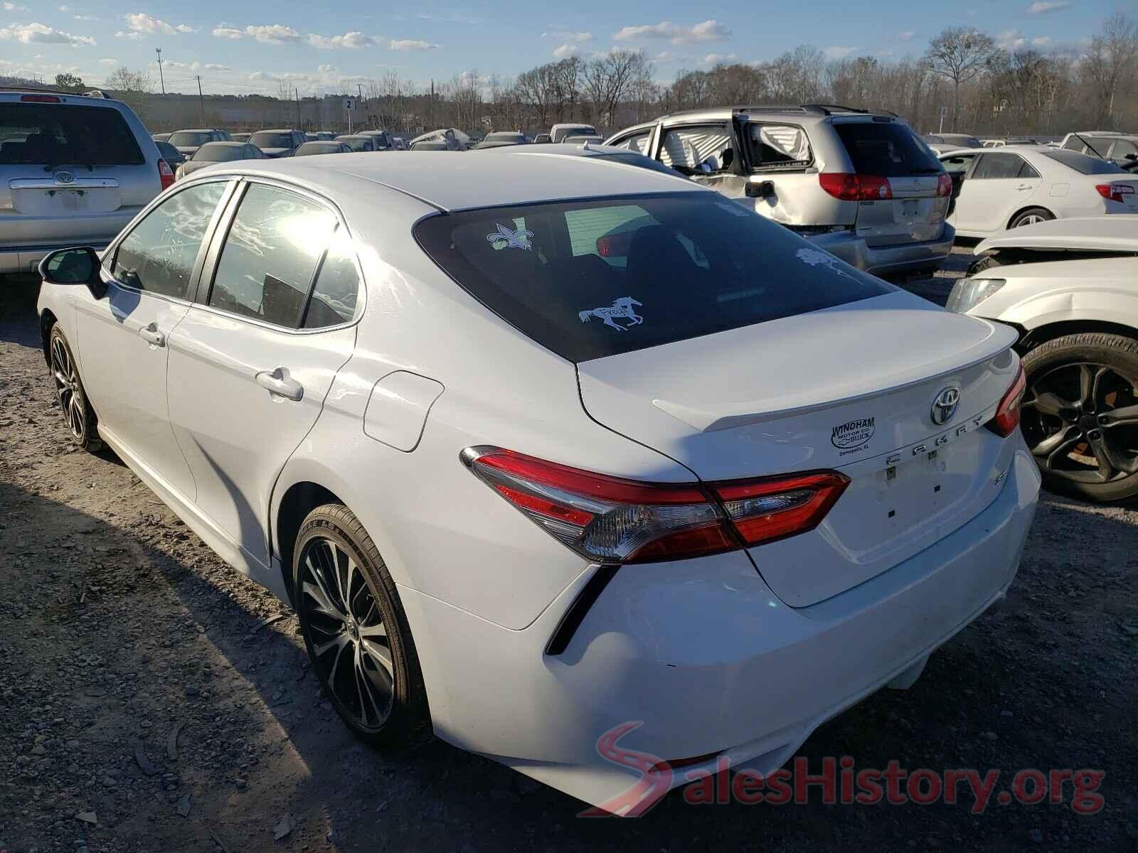 4T1B11HK9JU074461 2018 TOYOTA CAMRY