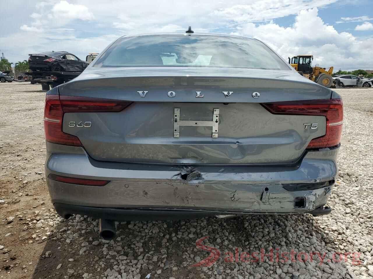 7JR102FK9LG042057 2020 VOLVO S60