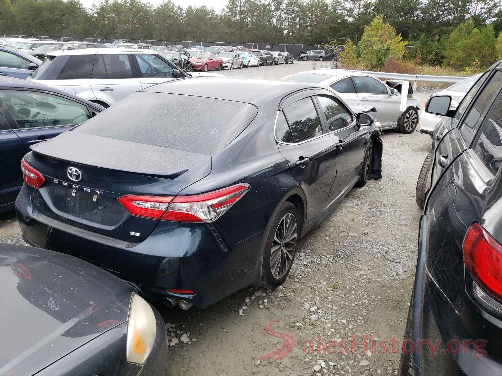 4T1B11HKXJU527048 2018 TOYOTA CAMRY