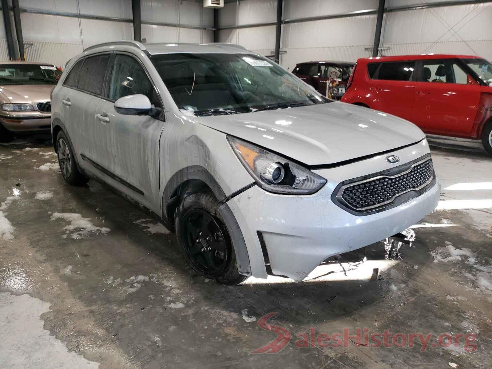 KNDCB3LC4K5217460 2019 KIA NIRO