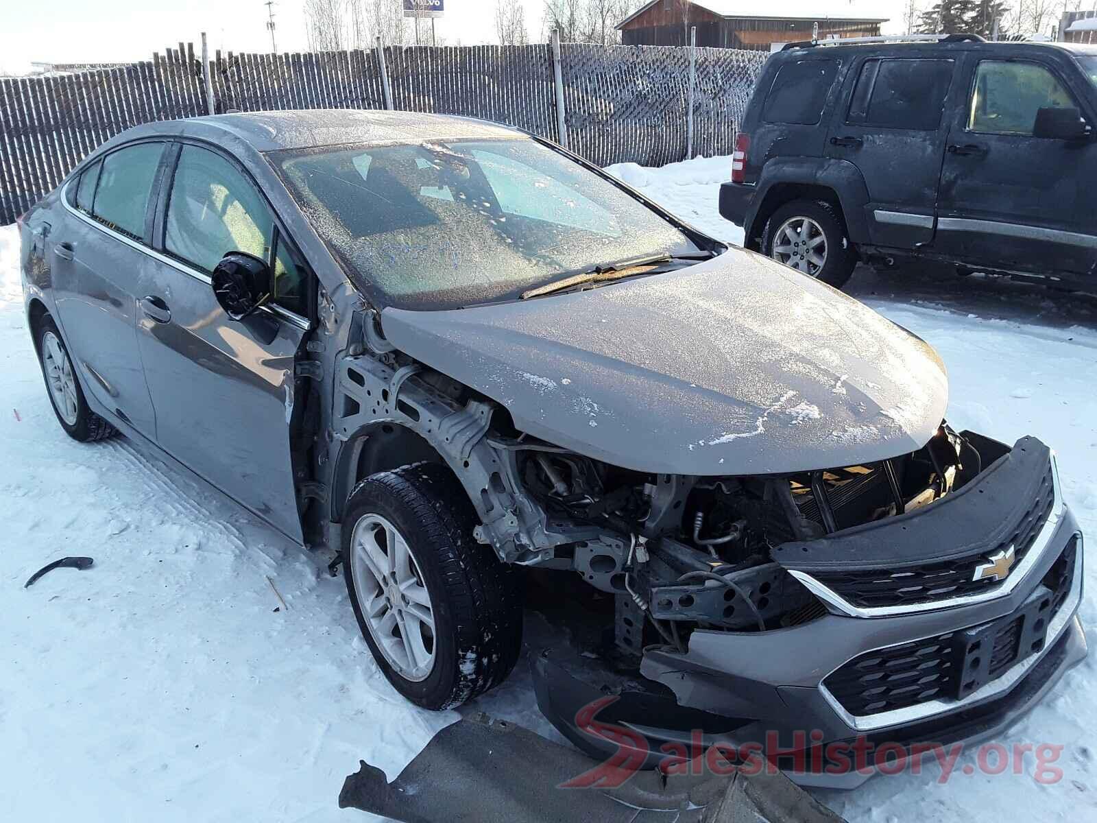 1G1BE5SM1J7216495 2018 CHEVROLET CRUZE