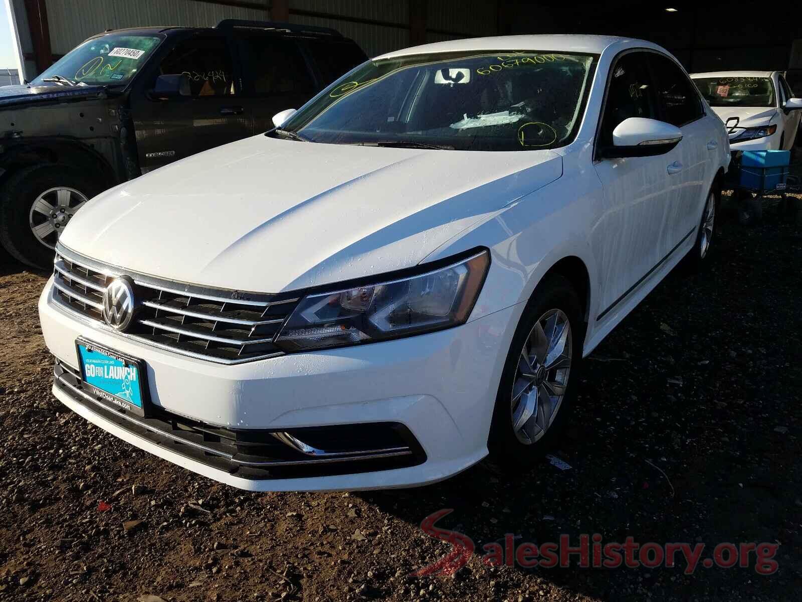 1VWAT7A35HC061901 2017 VOLKSWAGEN PASSAT