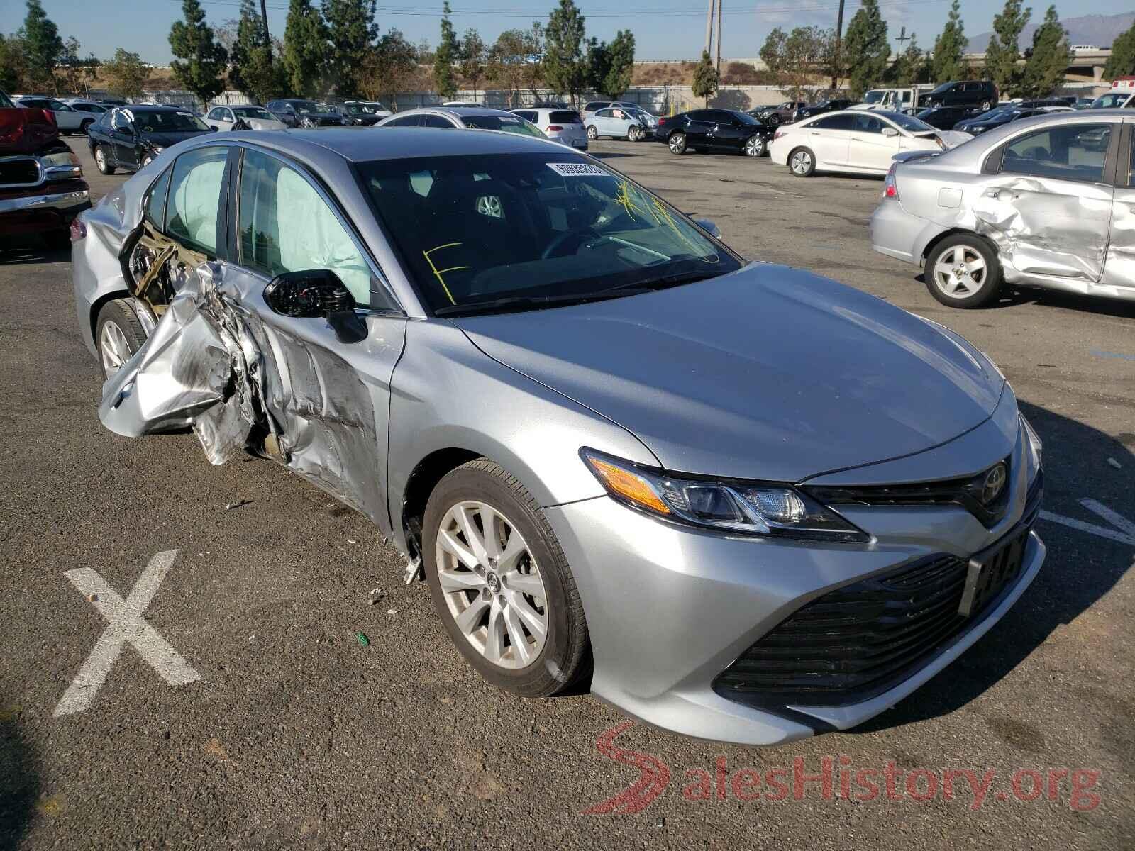 4T1B11HK7JU054080 2018 TOYOTA CAMRY