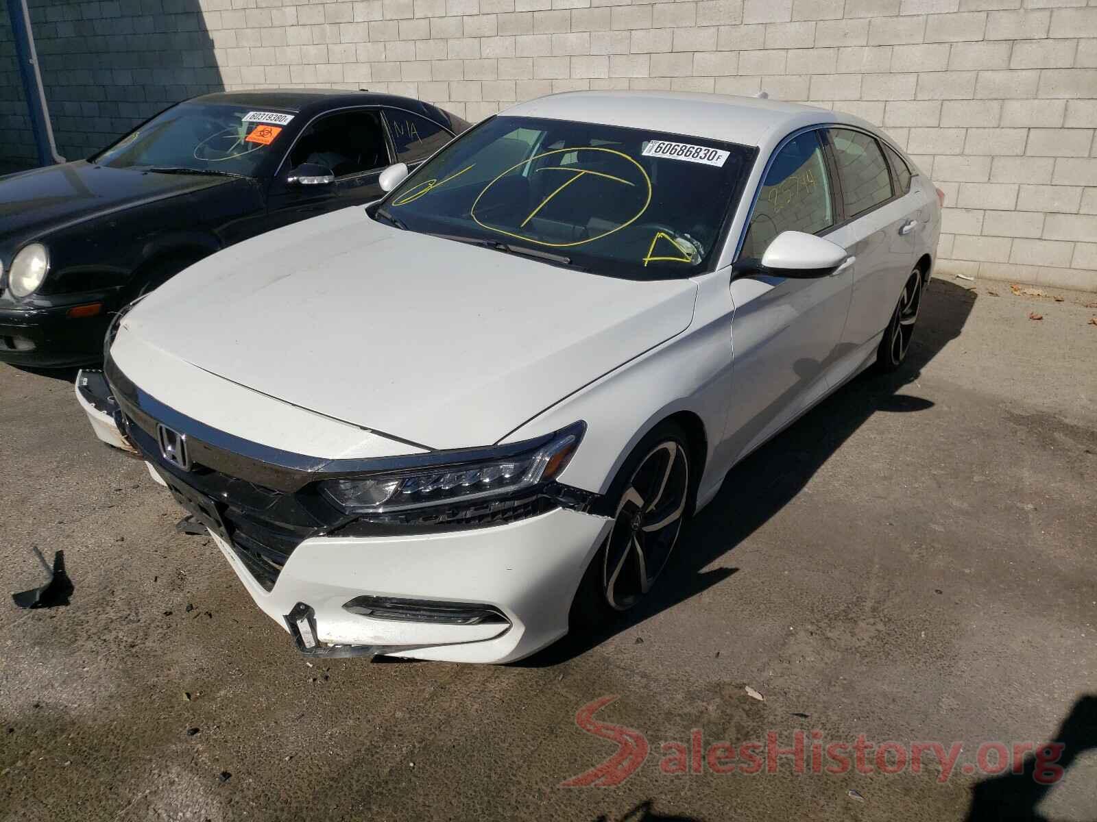 1HGCV1F30JA219267 2018 HONDA ACCORD