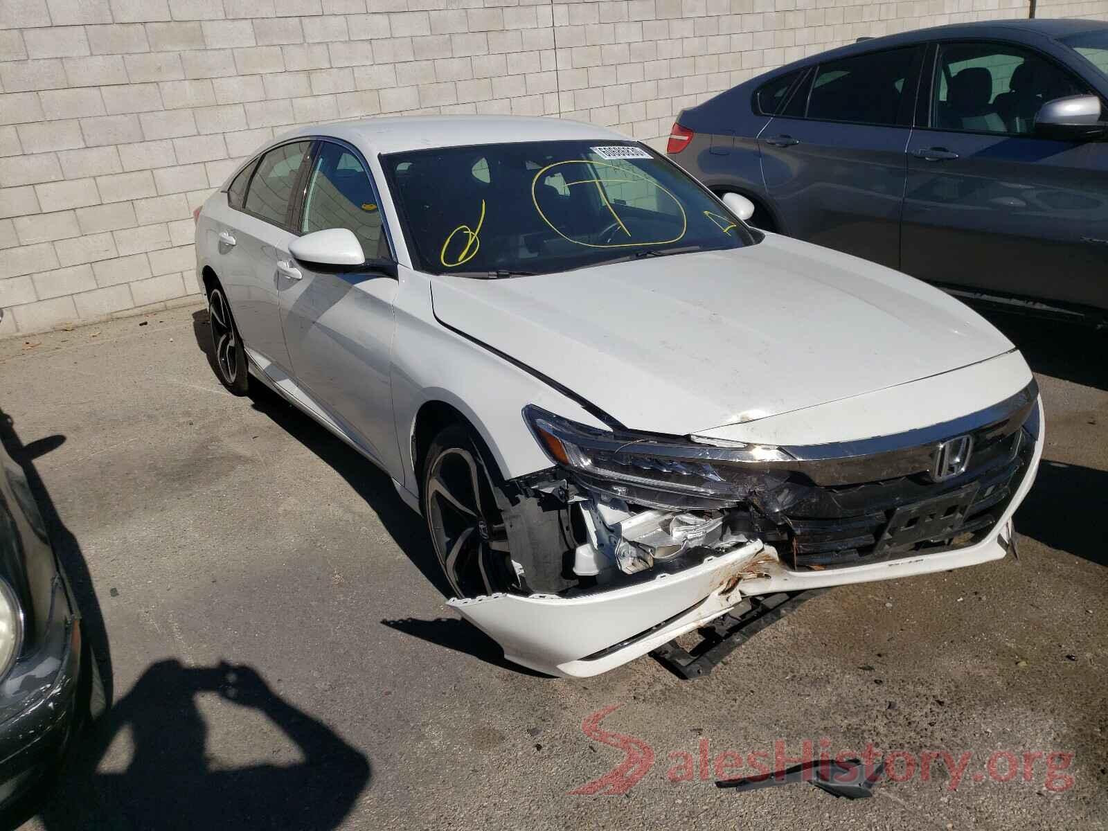 1HGCV1F30JA219267 2018 HONDA ACCORD