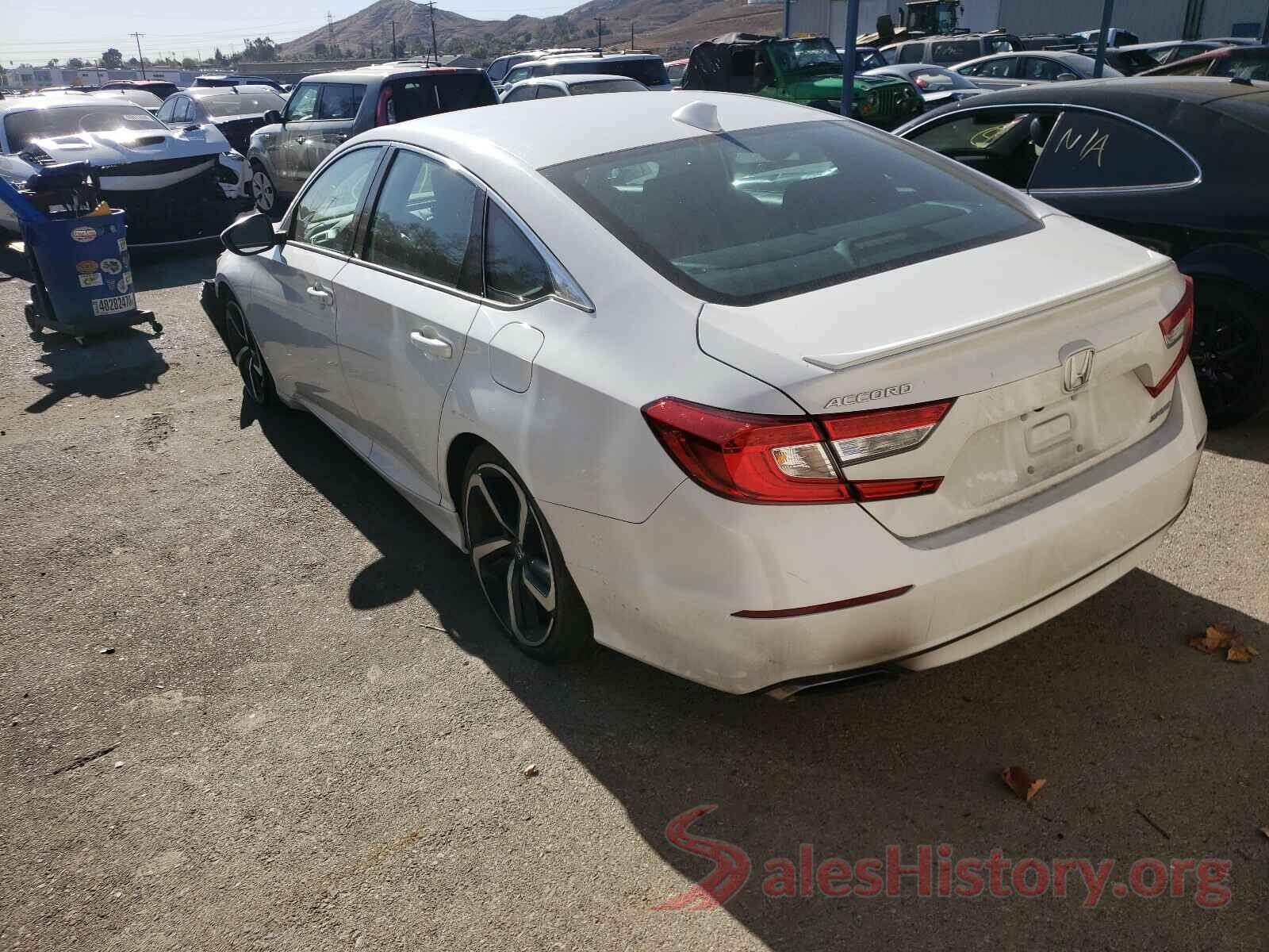 1HGCV1F30JA219267 2018 HONDA ACCORD