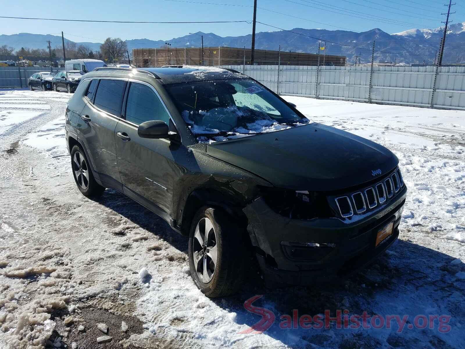 3C4NJDBB4JT104813 2018 JEEP COMPASS