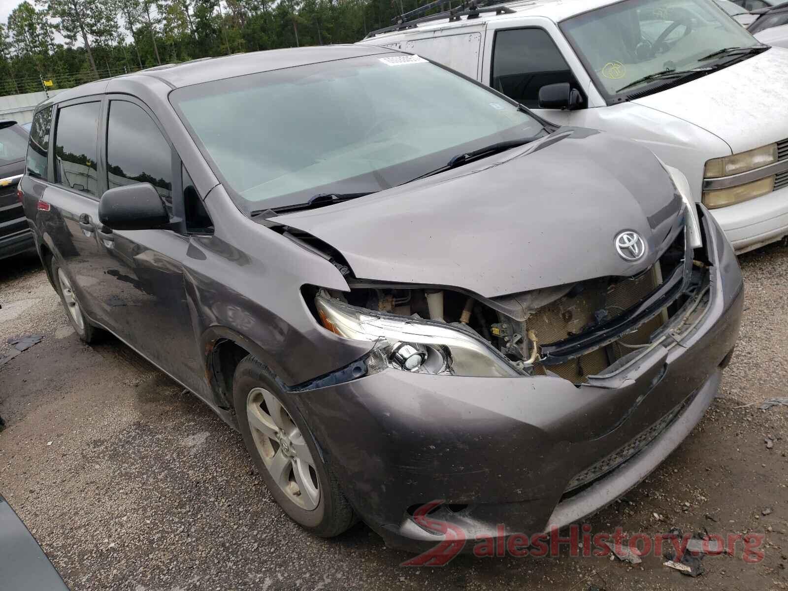 5TDZK3DC0FS669995 2015 TOYOTA SIENNA