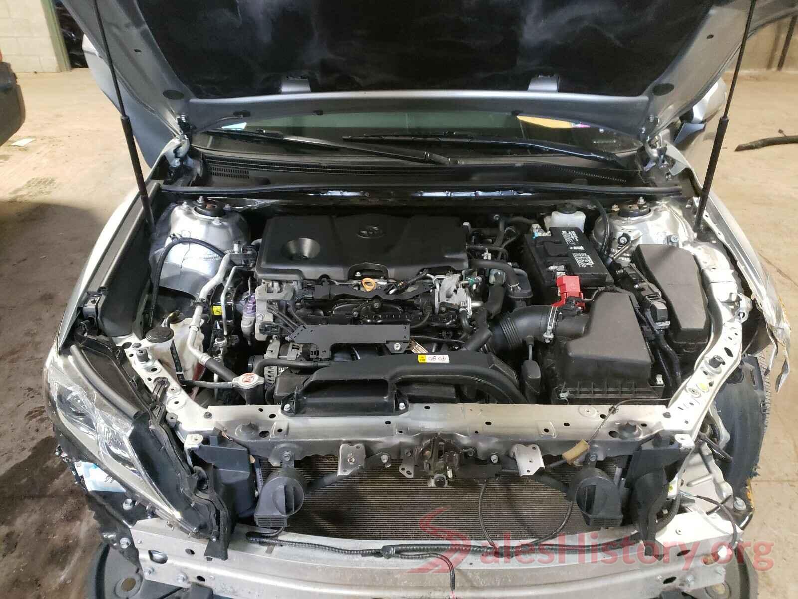 4T1B11HKXJU070323 2018 TOYOTA CAMRY