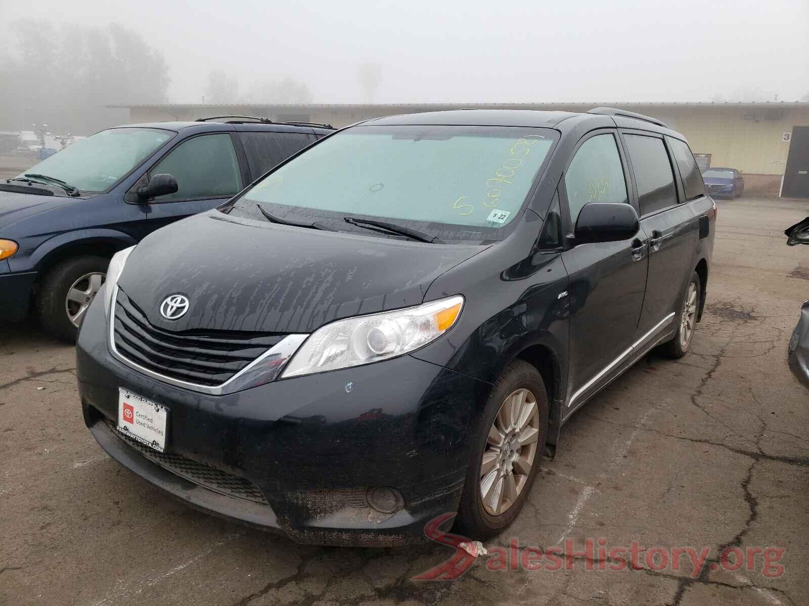 5TDJZ3DCXHS173596 2017 TOYOTA SIENNA