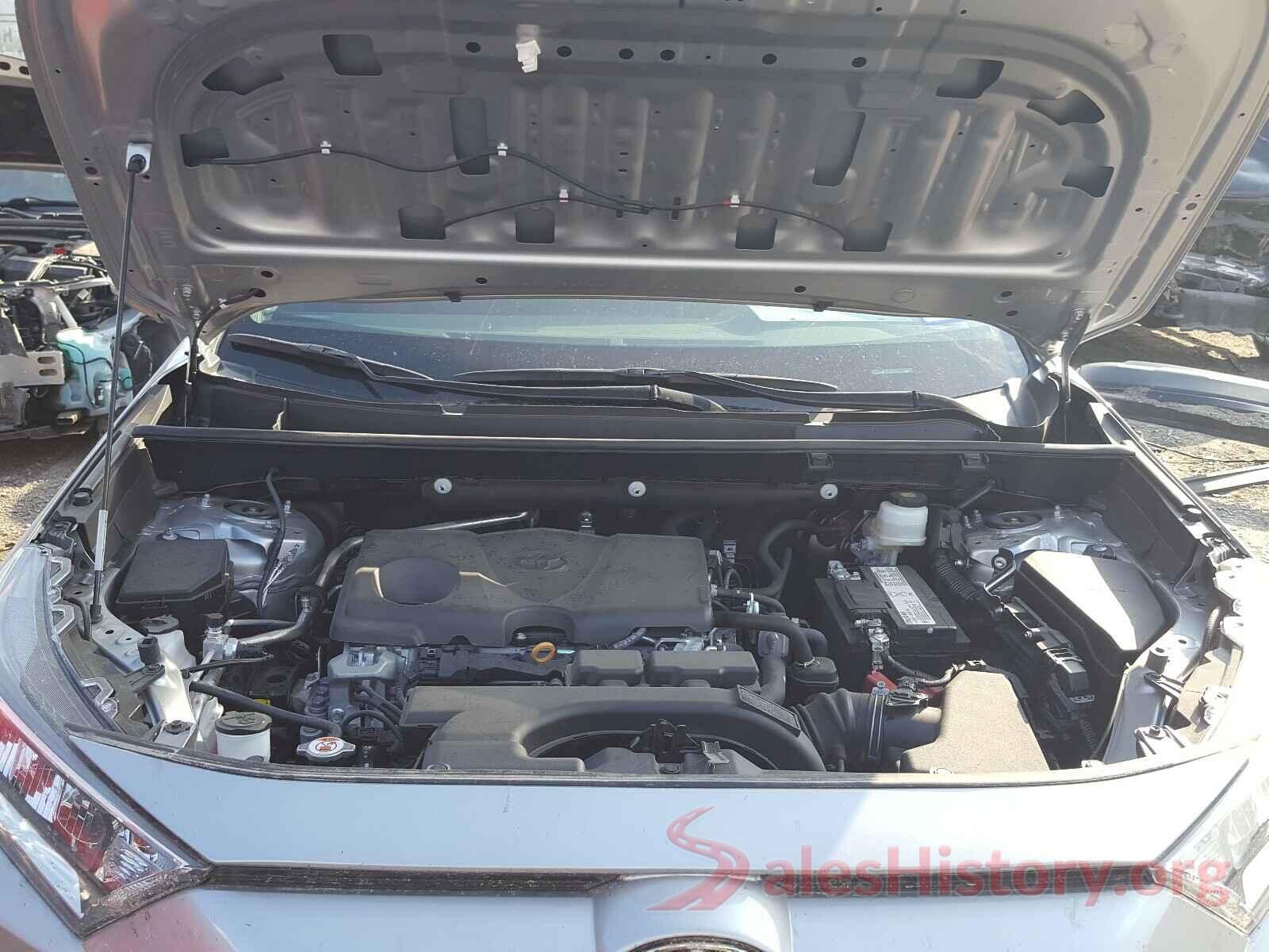 2T3C1RFV4KW032398 2019 TOYOTA RAV4