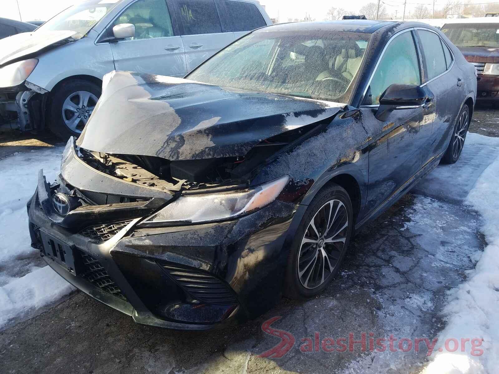 4T1B11HK8JU535567 2018 TOYOTA CAMRY