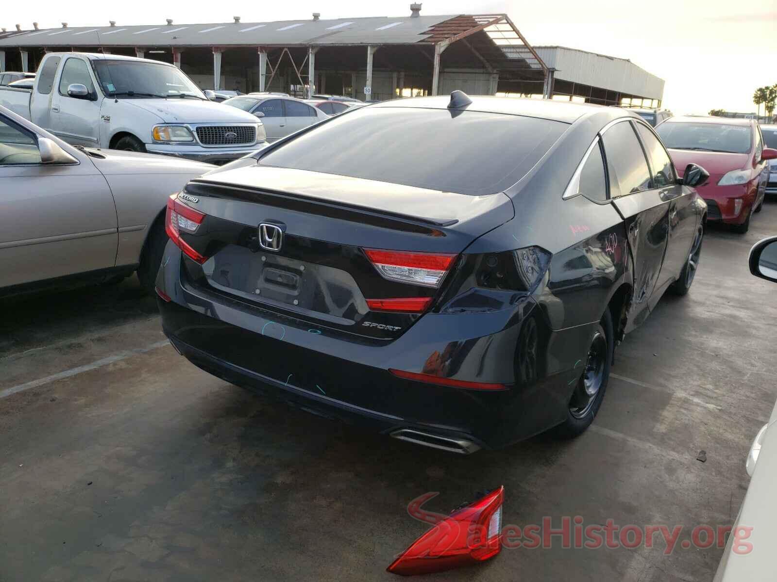 1HGCV1F32JA256336 2018 HONDA ACCORD