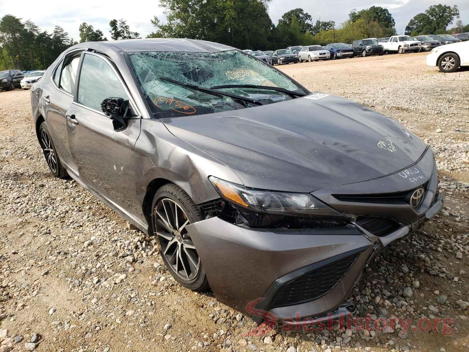 4T1G11AKXMU573399 2021 TOYOTA CAMRY