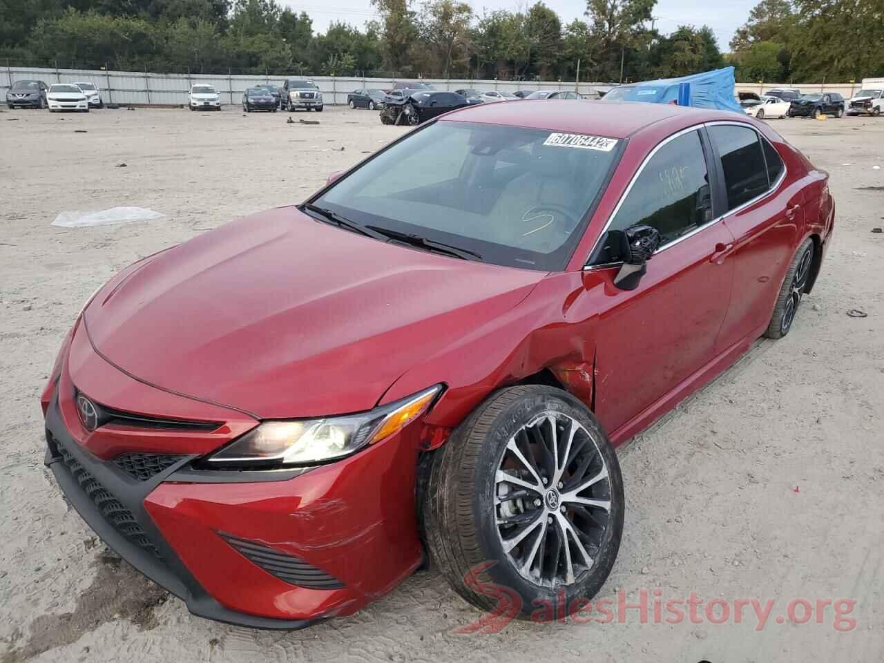 4T1G11AK4LU384827 2020 TOYOTA CAMRY