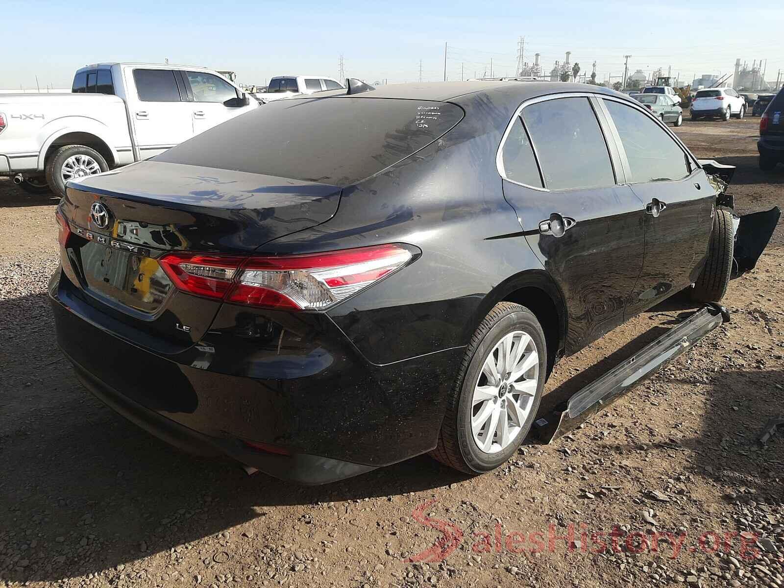 4T1C11AK1LU960064 2020 TOYOTA CAMRY