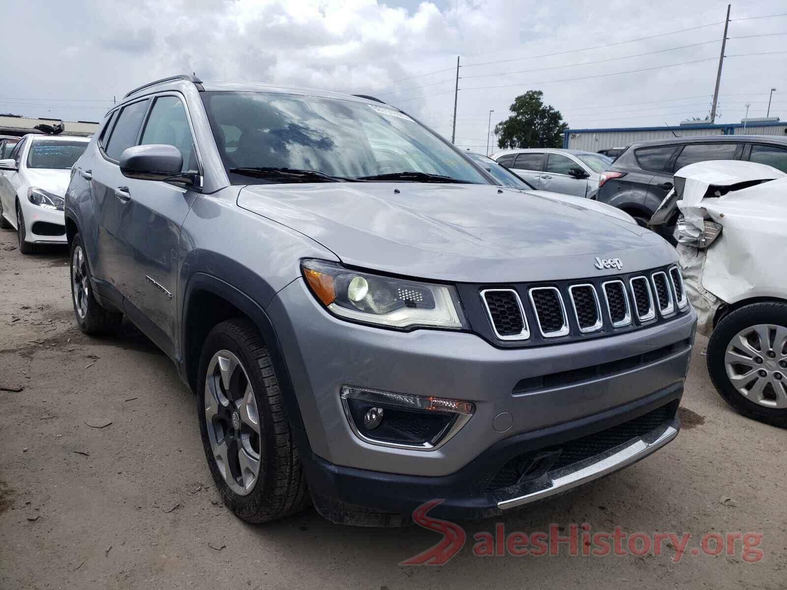 3C4NJCCB7JT358699 2018 JEEP COMPASS